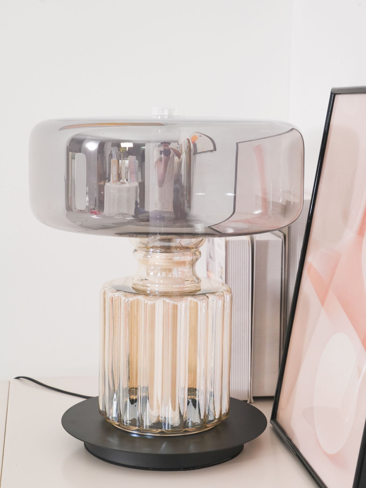 Svora Modern Glass Table Lamp-Neutral Decor