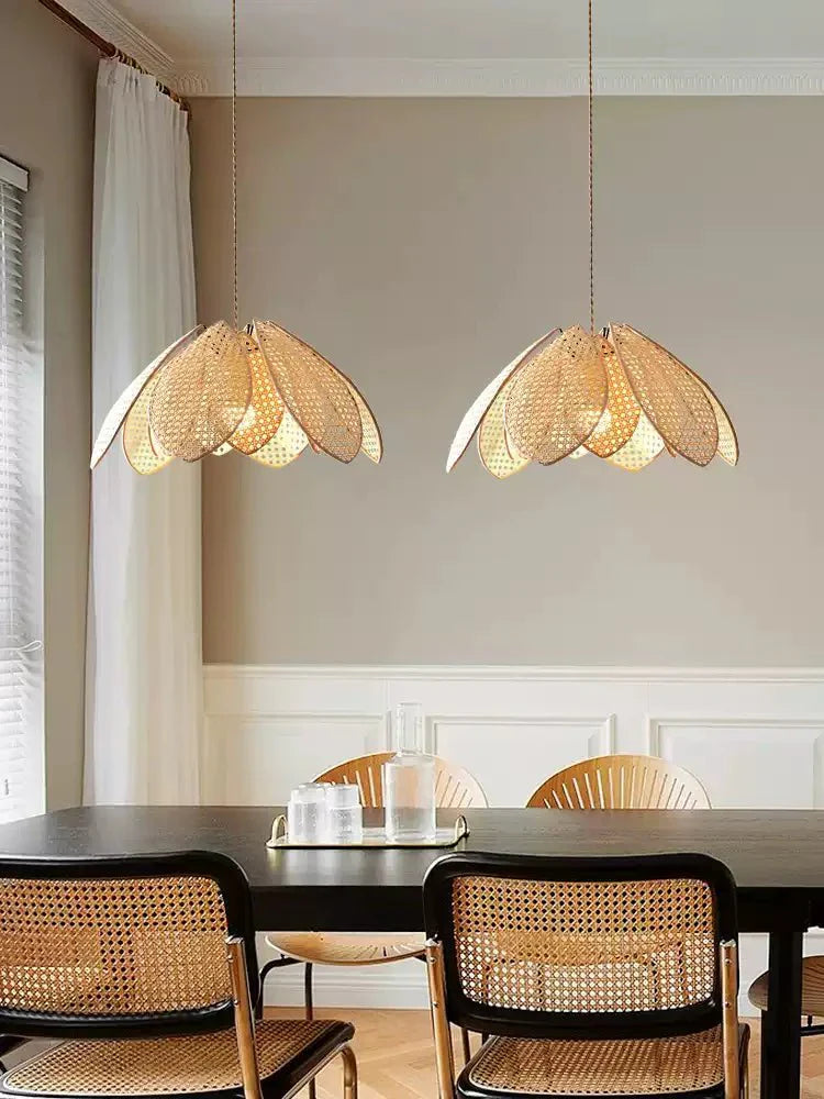 Elara Pendant Light