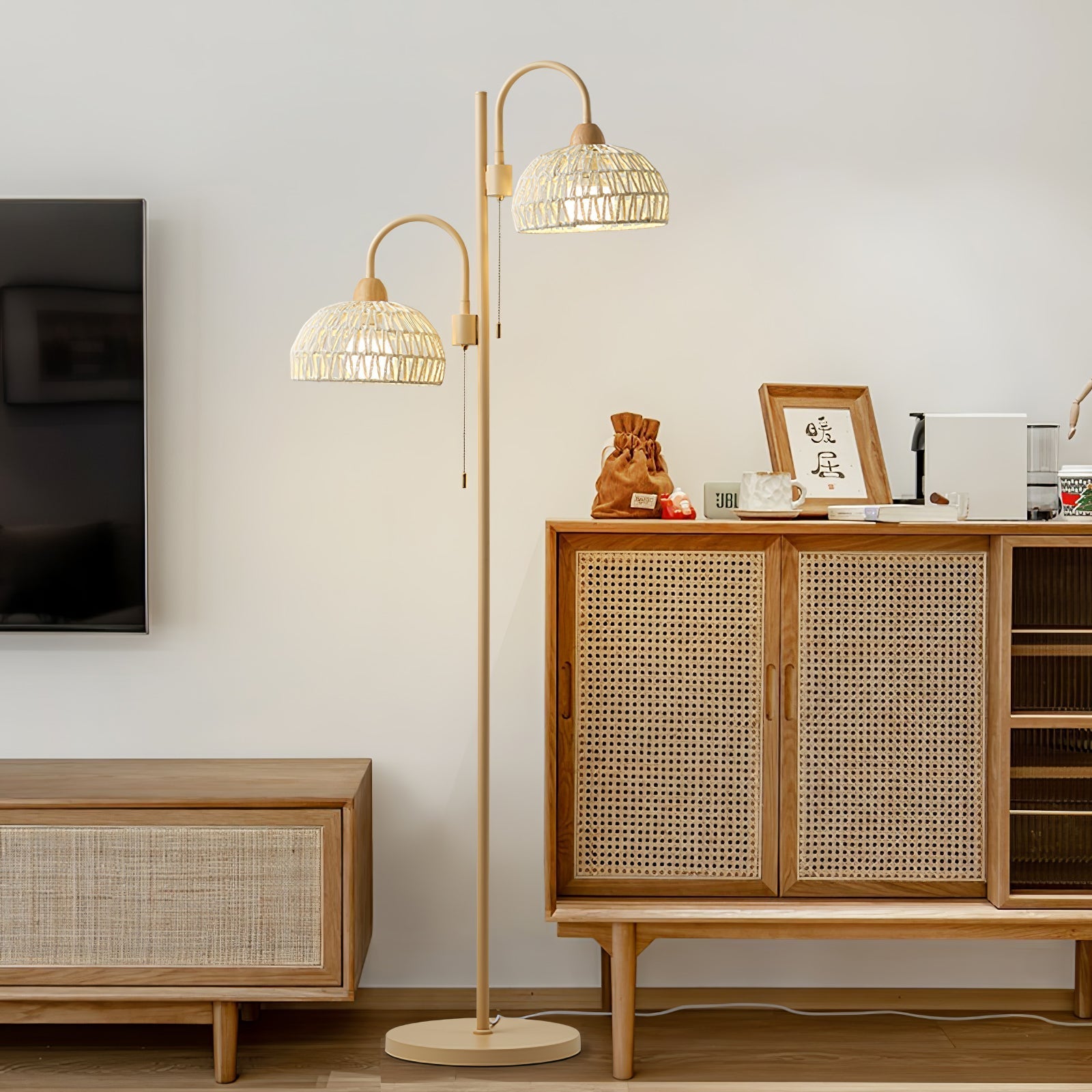 Tor Minimalist Floor Lamp-Neutral Decor