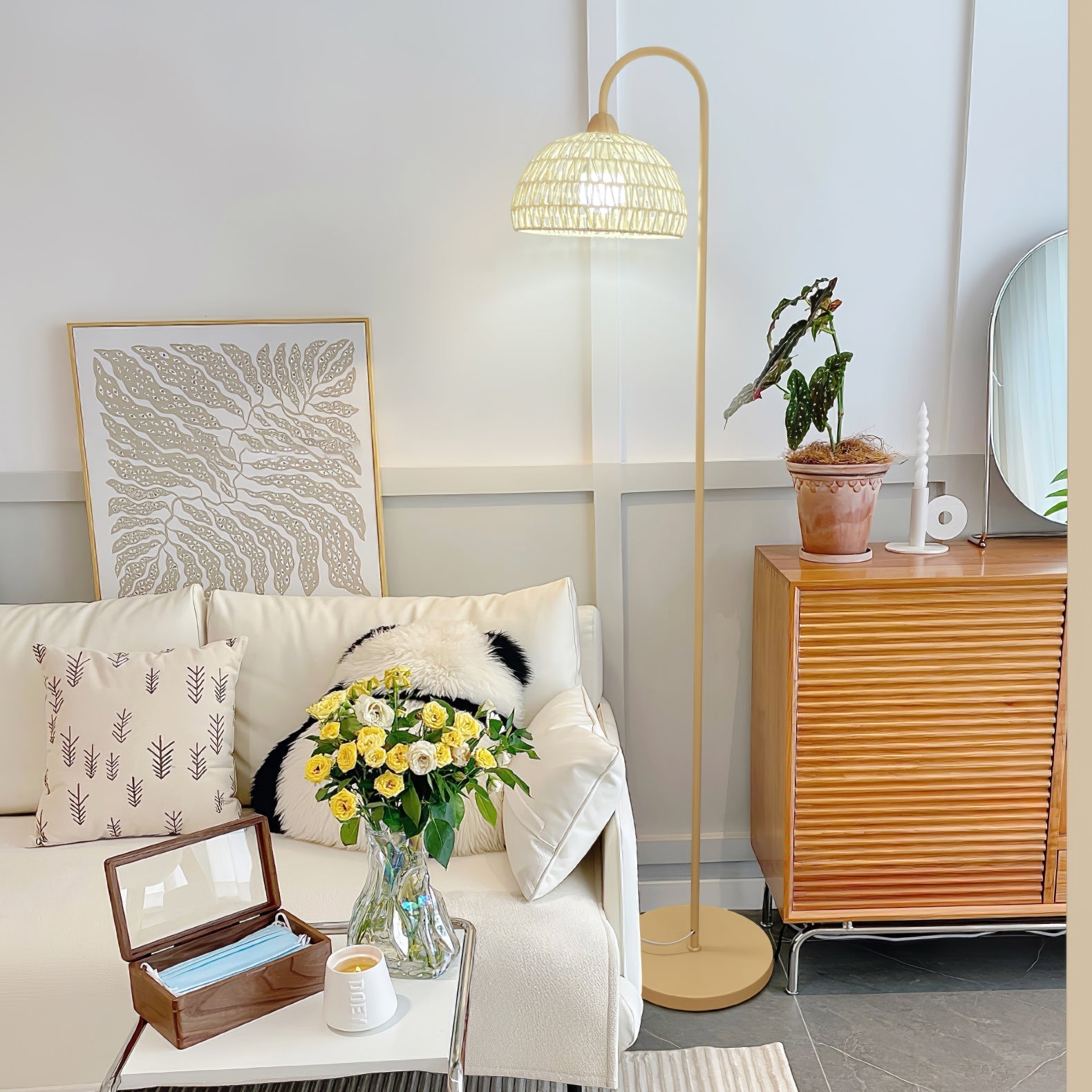 Tor Minimalist Floor Lamp-Neutral Decor