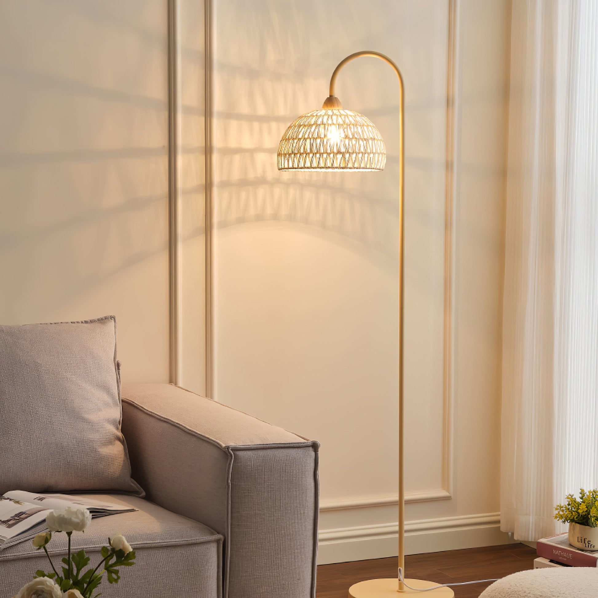 Tor Minimalist Floor Lamp-Neutral Decor