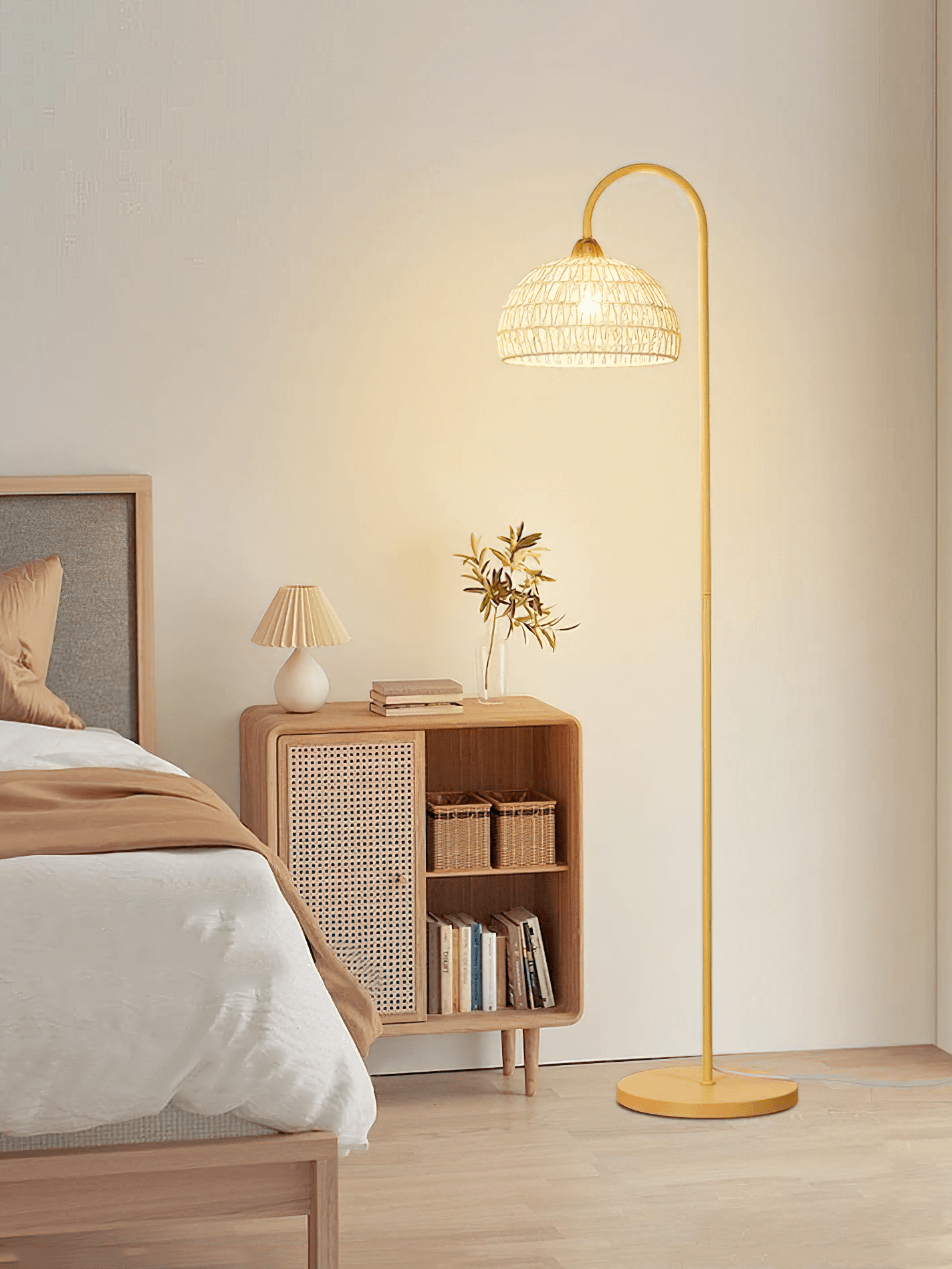 Tor Minimalist Floor Lamp-Neutral Decor