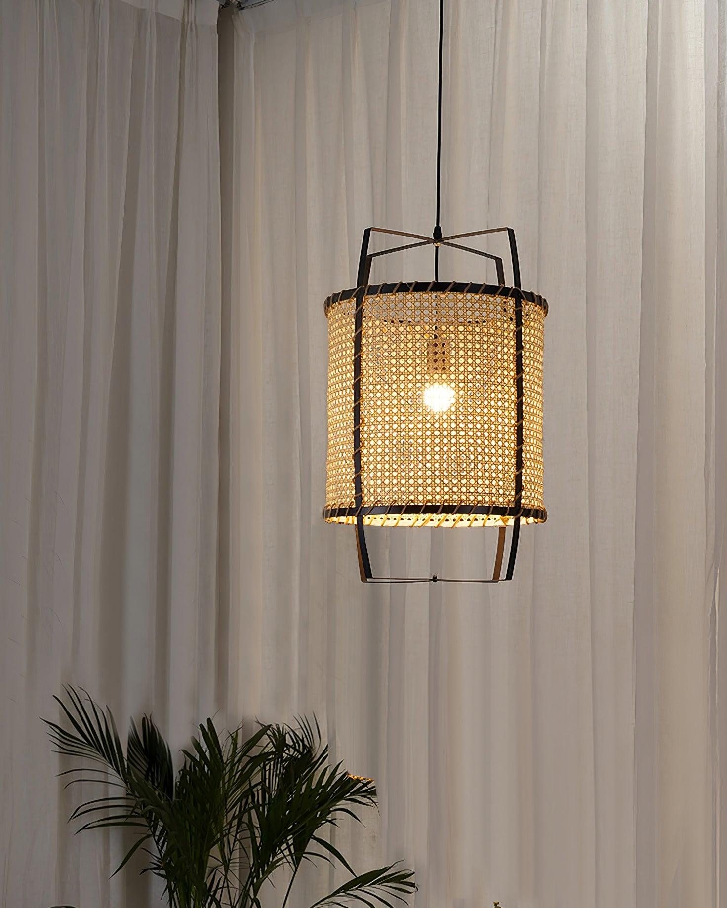 Bellia Pendant Lamp