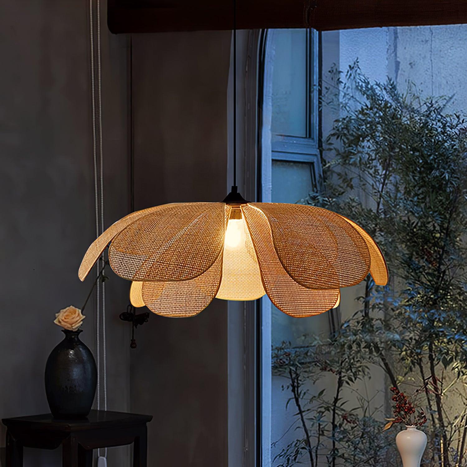 Petaral Rattan Retro Pendant Lamp-Neutral Decor