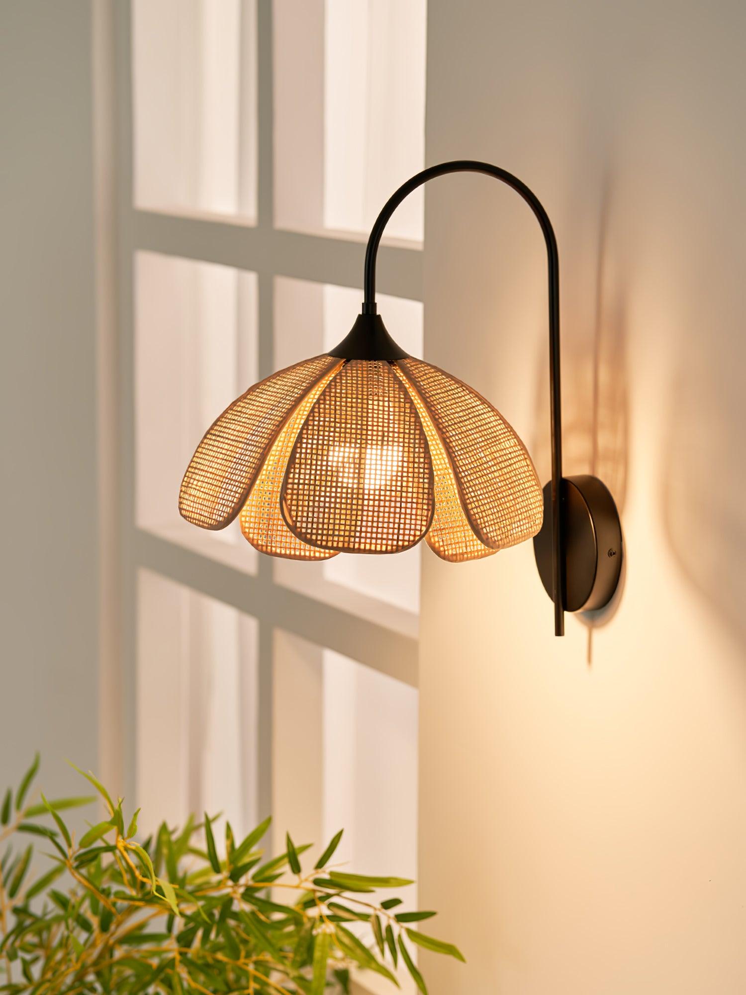 Edria Petal-Shaped Rattan Wall Lamp