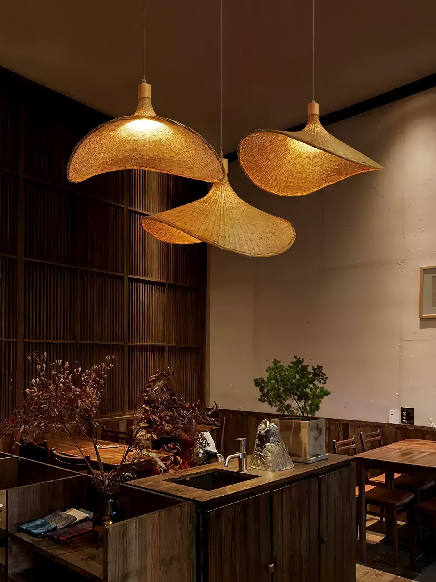 Marona Rattan Vintage Pendant Light-Neutral Decor