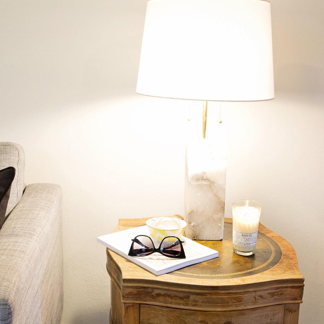 Gaveth Minimalist Alabaster Table Lamp-Neutral Decor