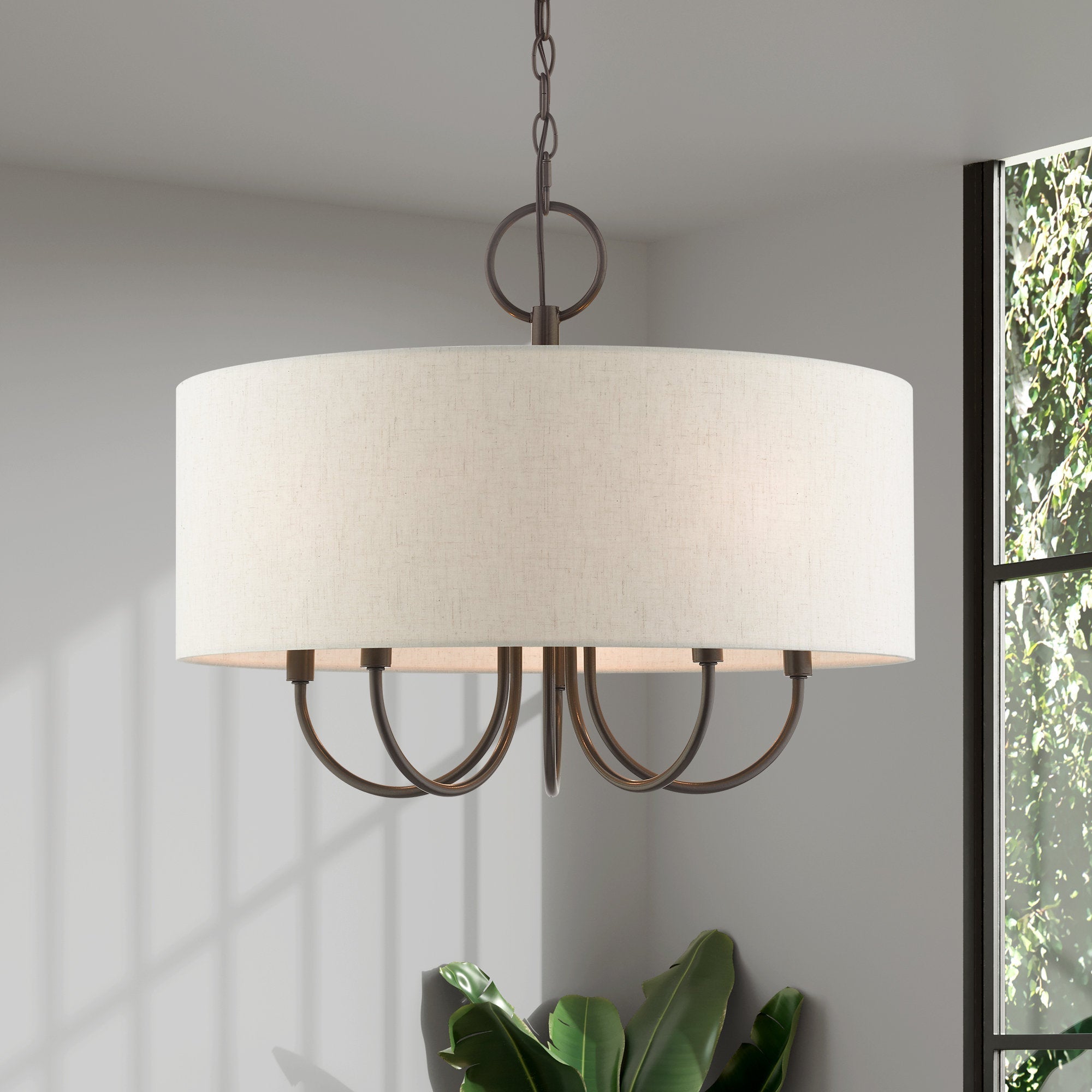 Ovyneth Chandelier