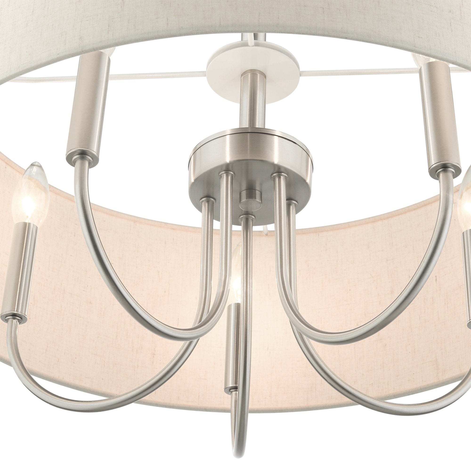 Ovyneth Chandelier