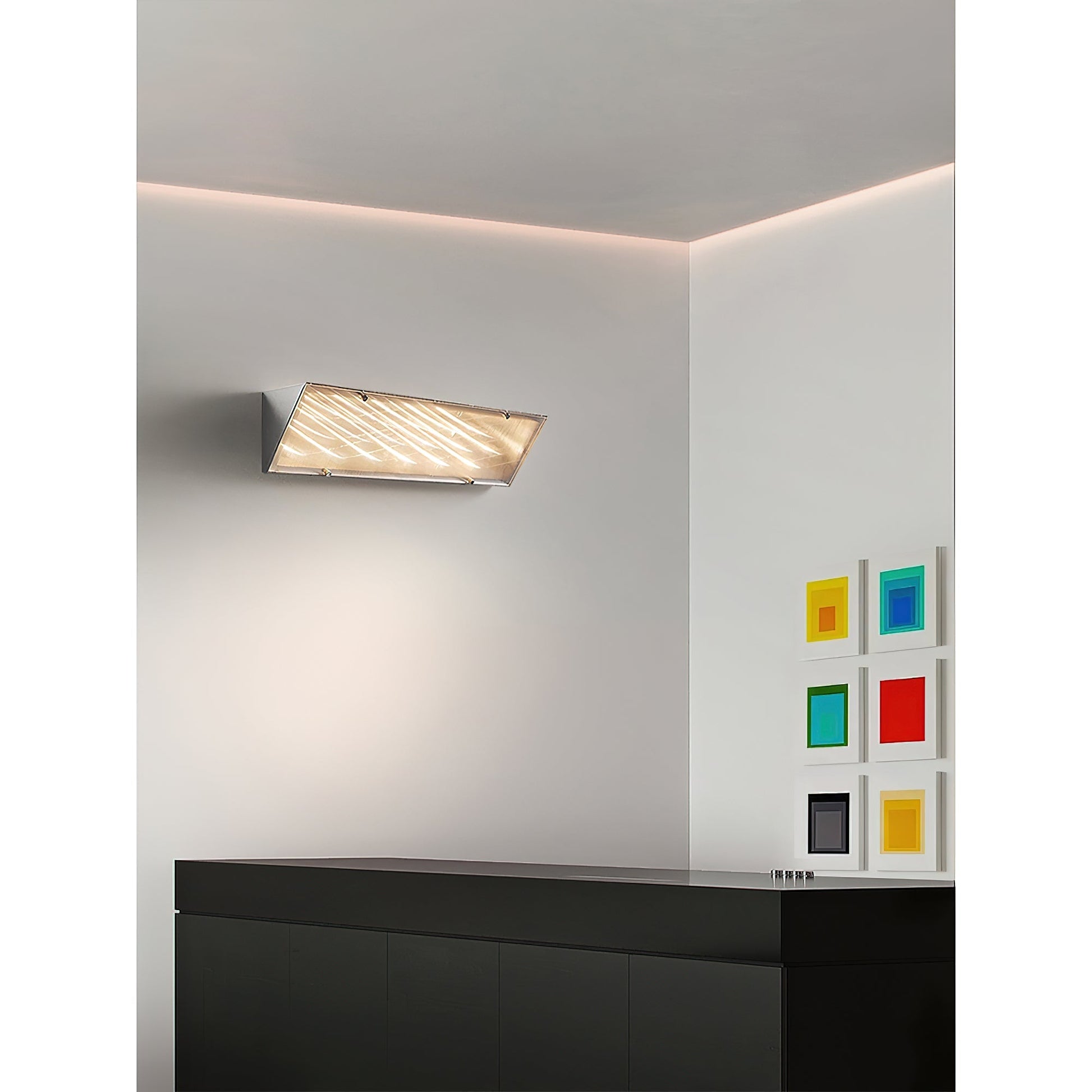 Side profile of the sleek Recbox Wall Lamp.