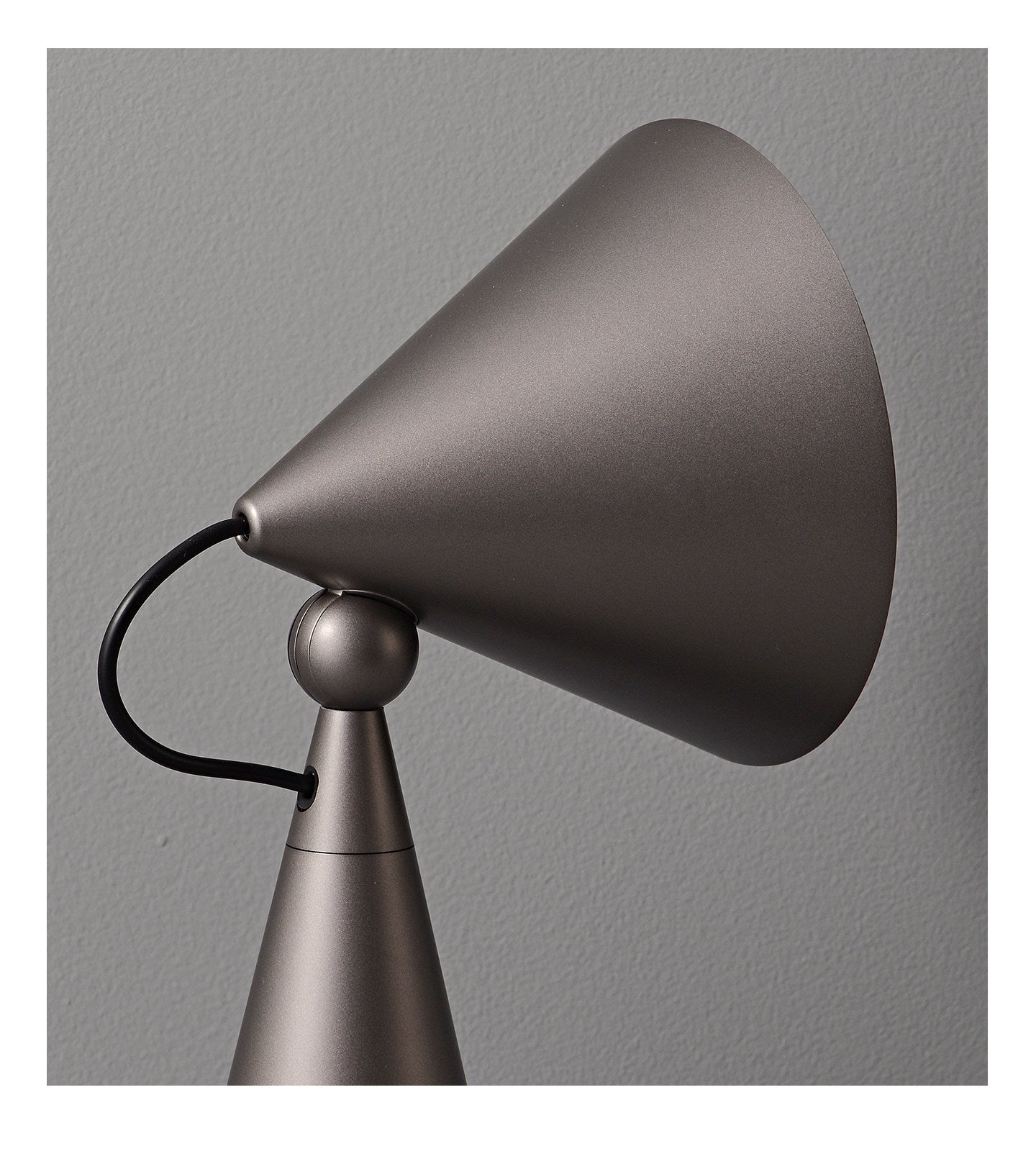 Rechargeable Cone Table Lamp-Neutral Decor