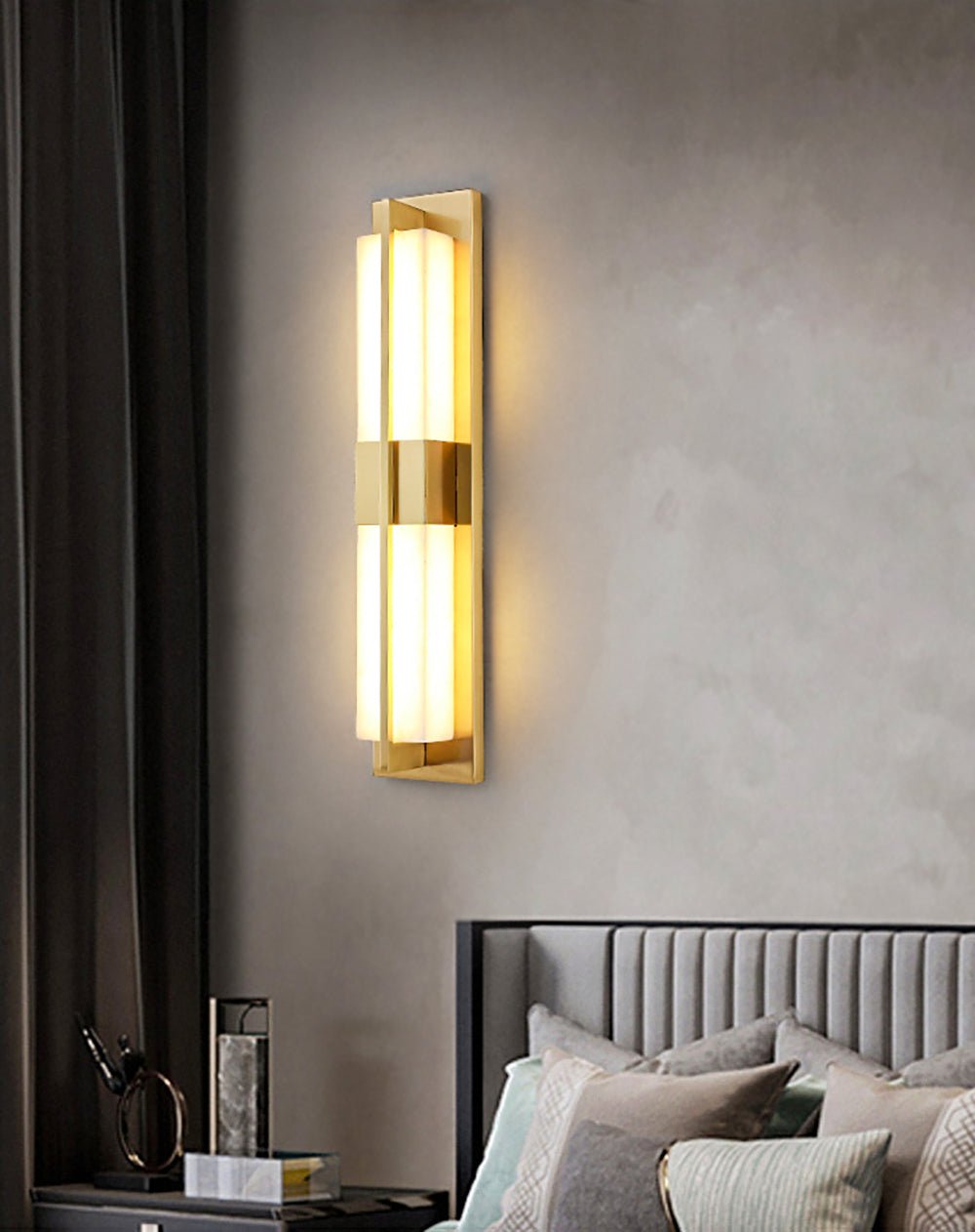 Laxor Alabaster Brass Wall Light-Neutral Decor