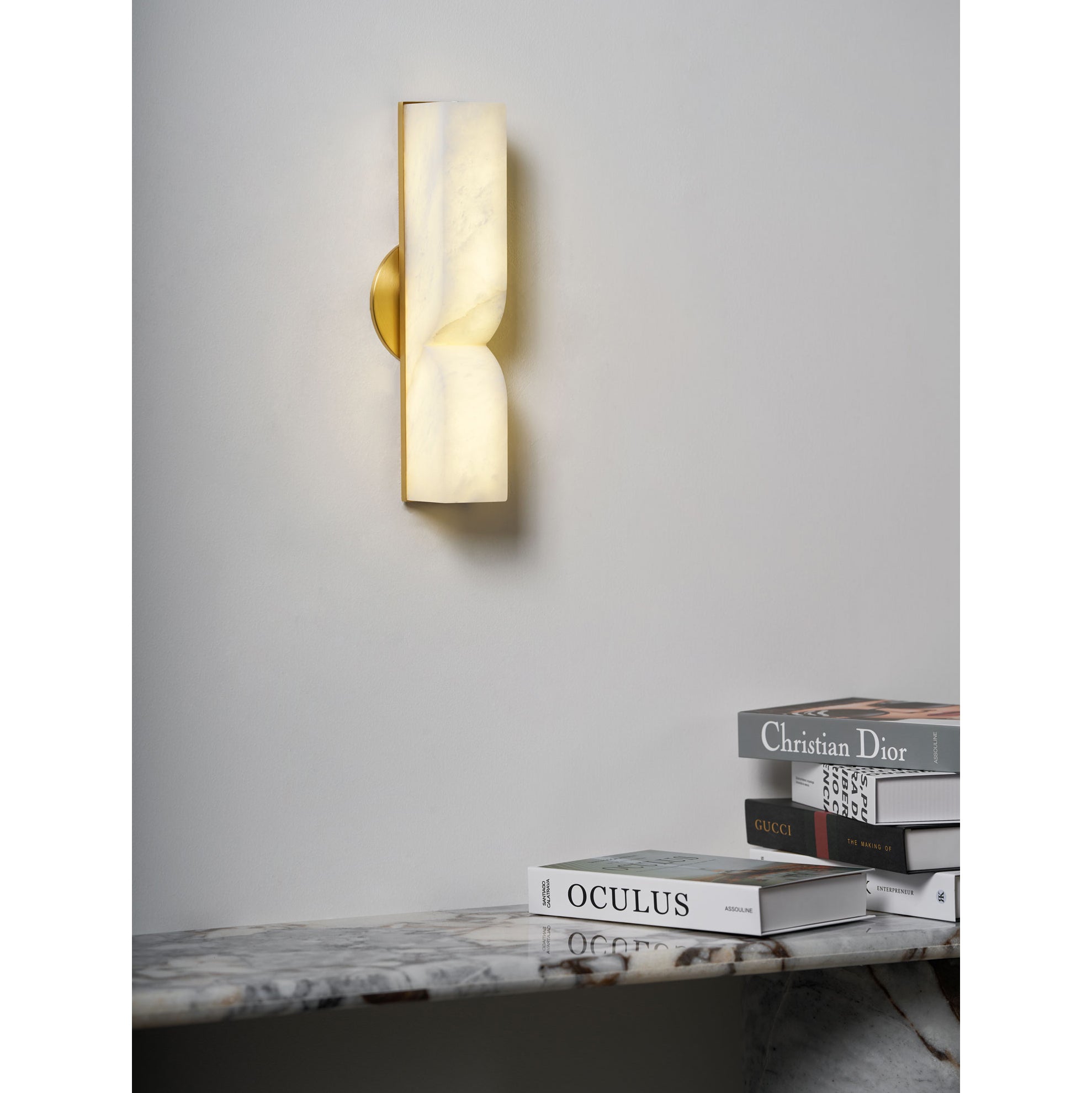 Lyvenisra Wall Lamp