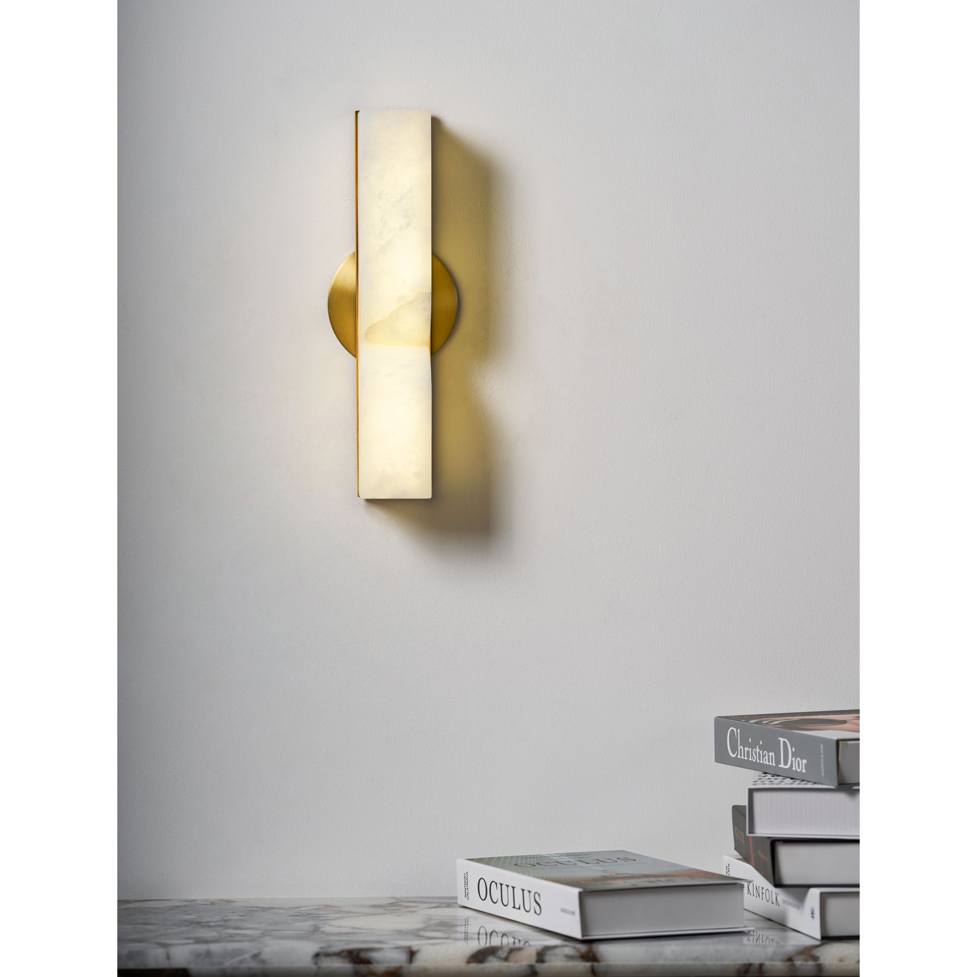 Lyvenisra Wall Lamp