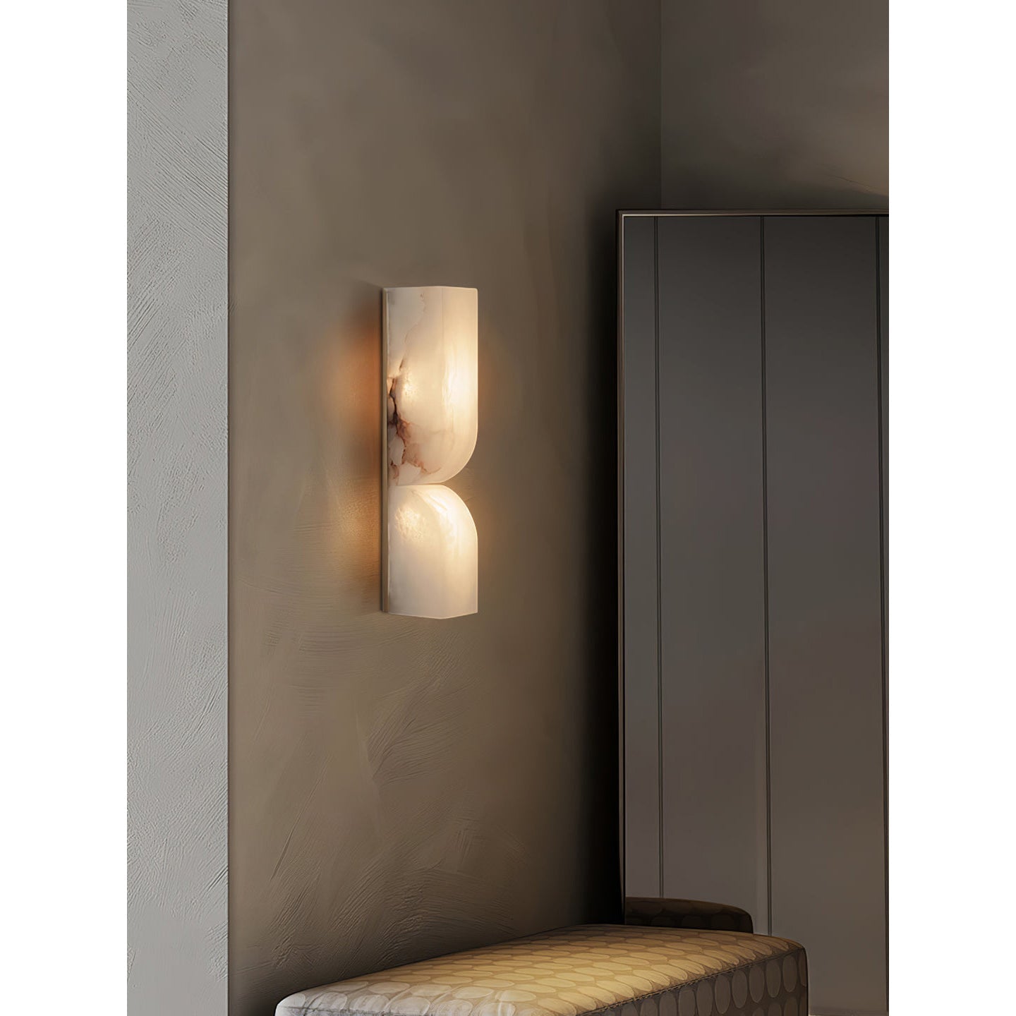Lyvenisra Wall Lamp