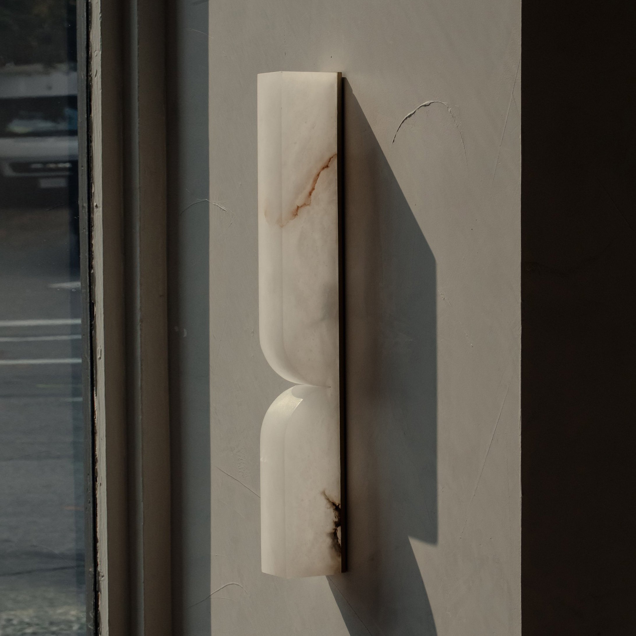 Lyvenisra Wall Lamp