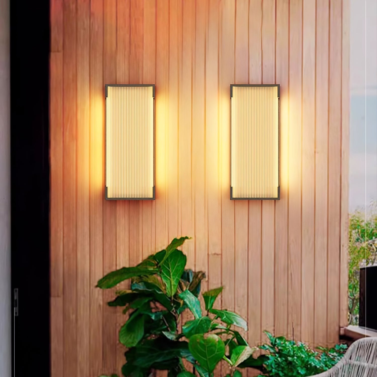 Elraearis Unique Rectangular Outdoor Wall Light-Neutral Decor