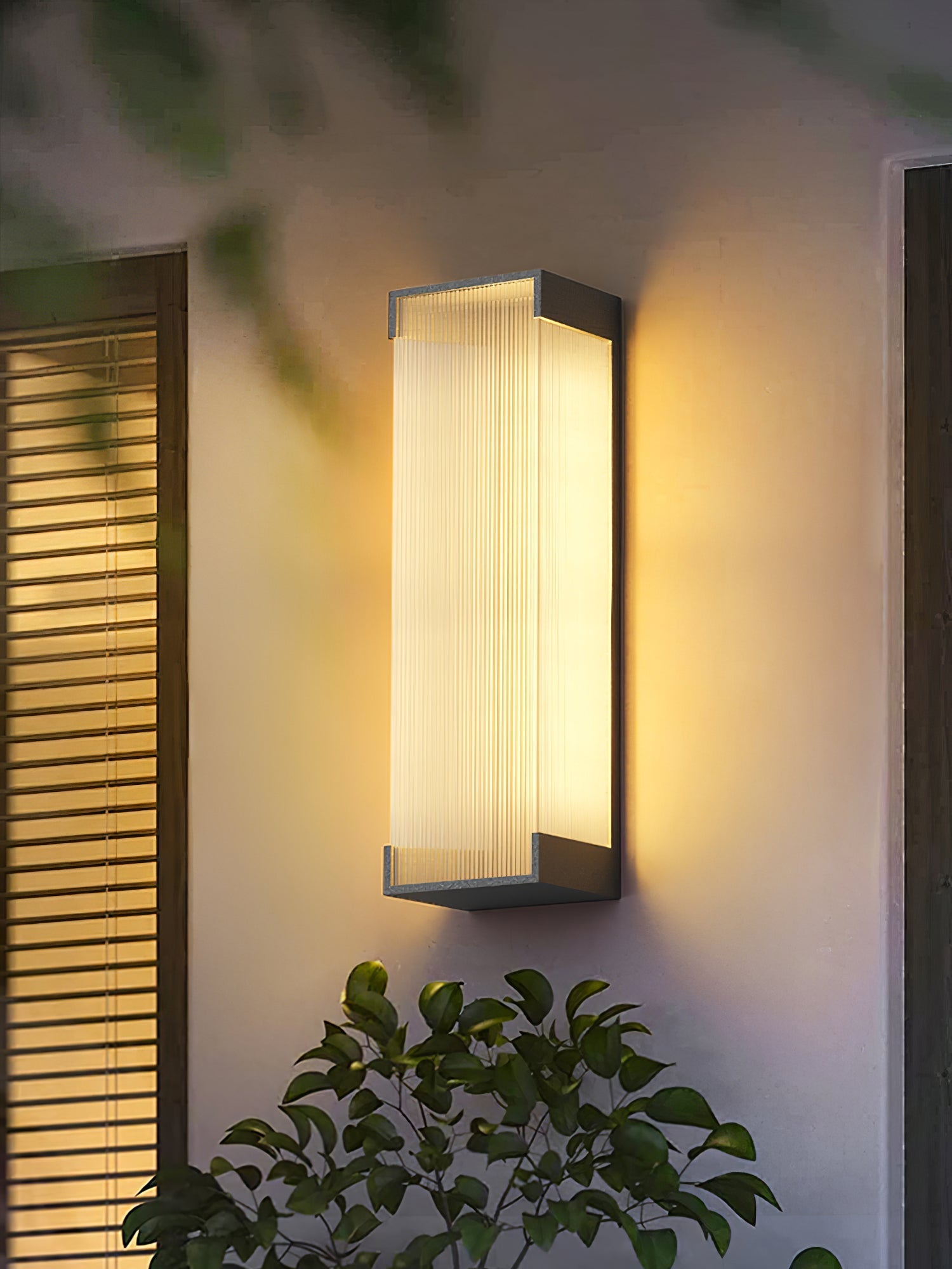 Elraearis Unique Rectangular Outdoor Wall Light-Neutral Decor