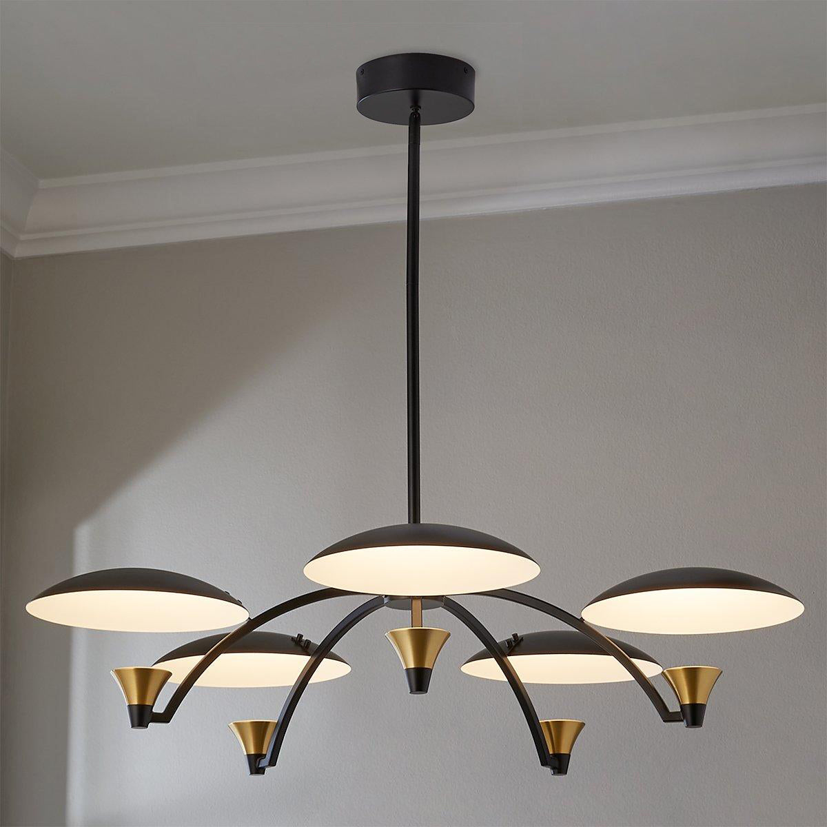 Cumiror Chandelier