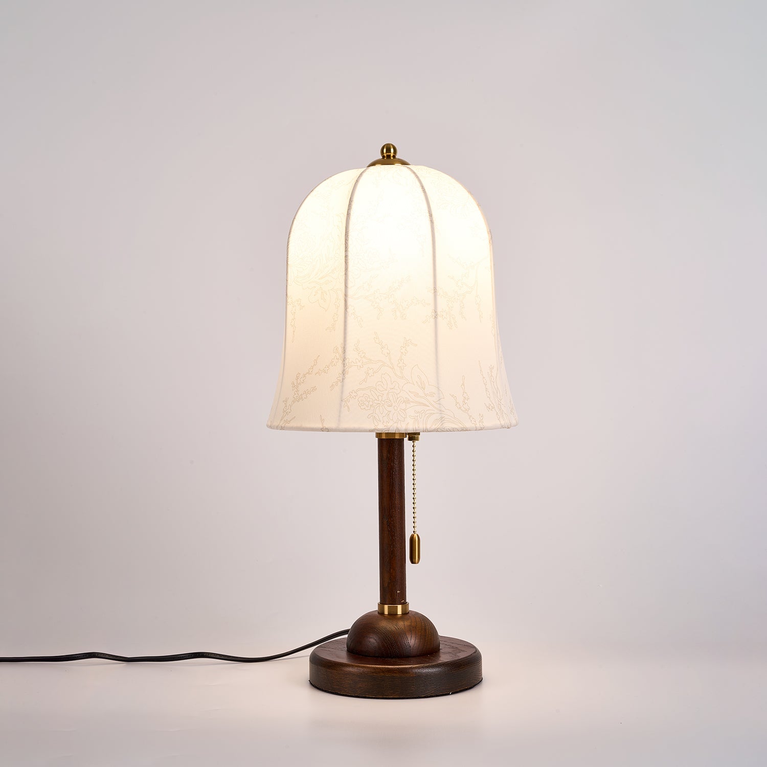 Holden Vintage Wood Table Lamp-Neutral Decor