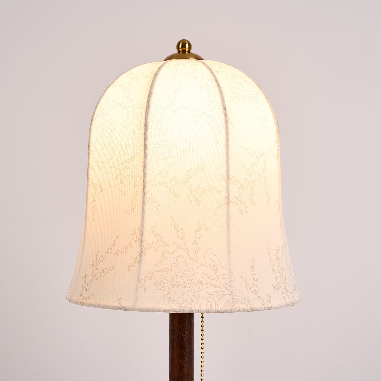 Holden Vintage Wood Table Lamp-Neutral Decor