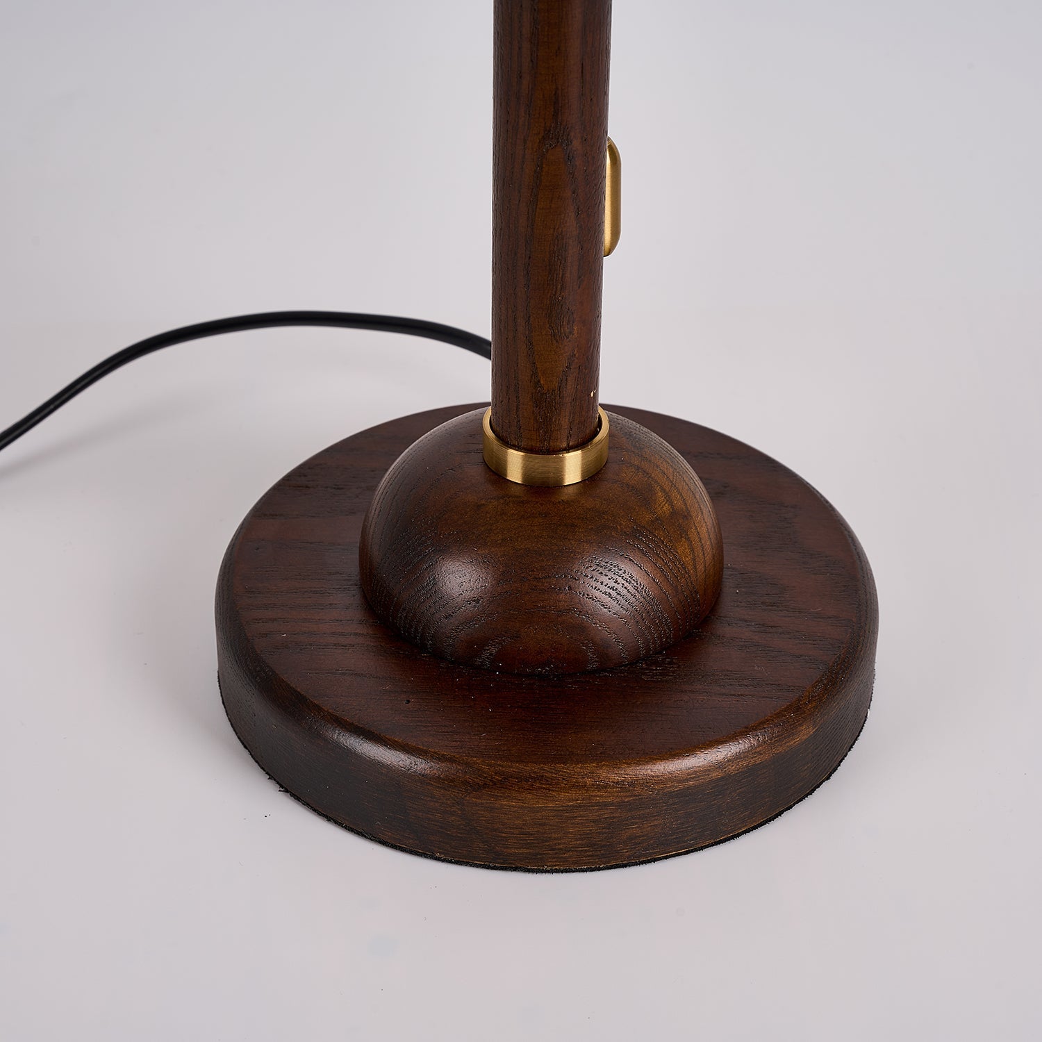 Holden Vintage Wood Table Lamp-Neutral Decor