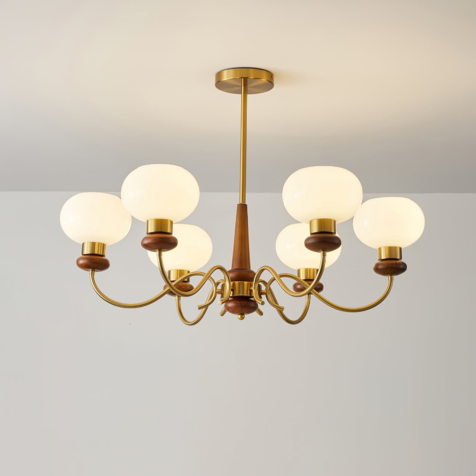 Lustra Chandelier Brass Wood Globe Classic-Neutral Decor
