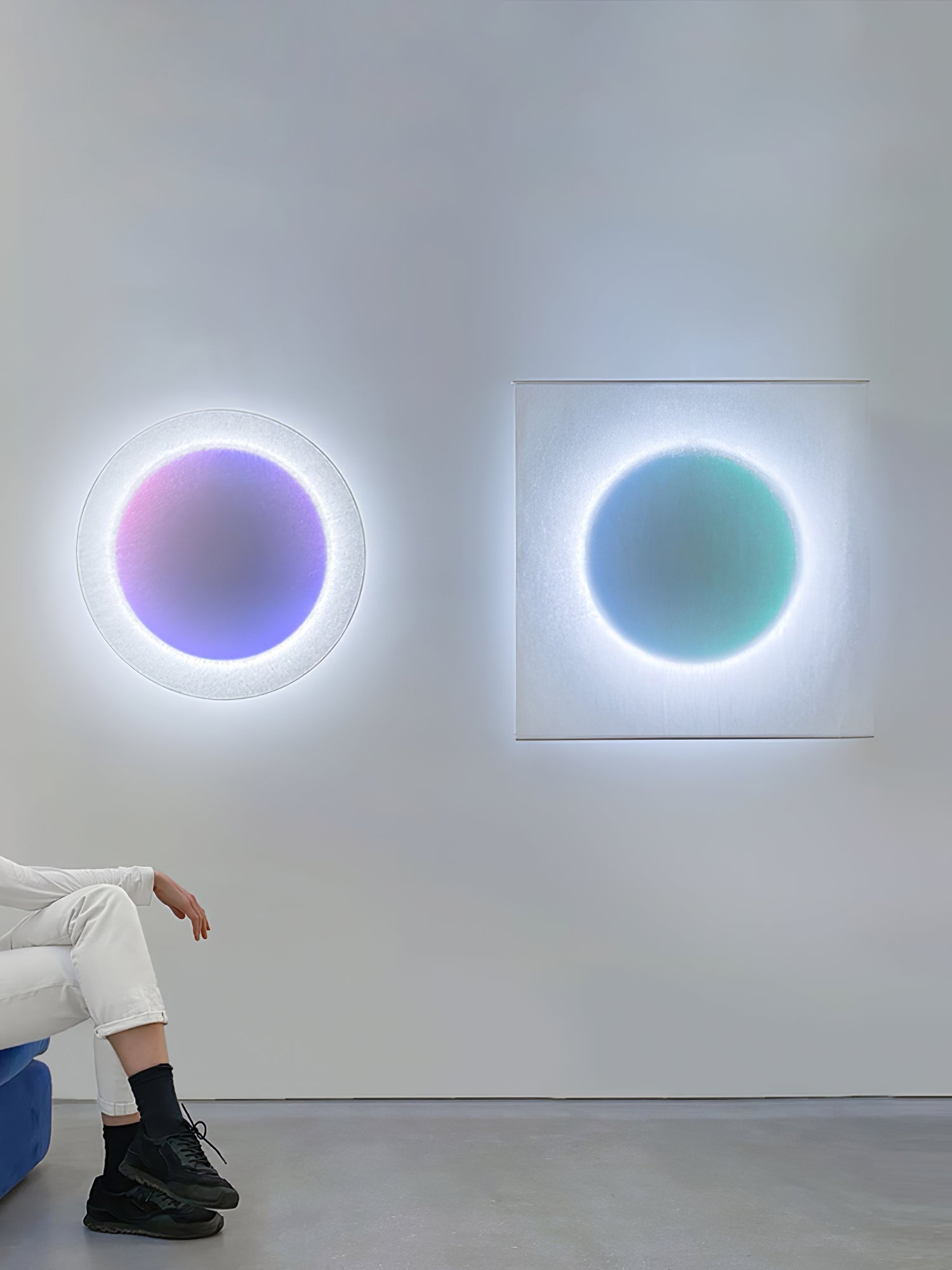 Kirixa Art Relax Plug-in Wall Light-Neutral Decor