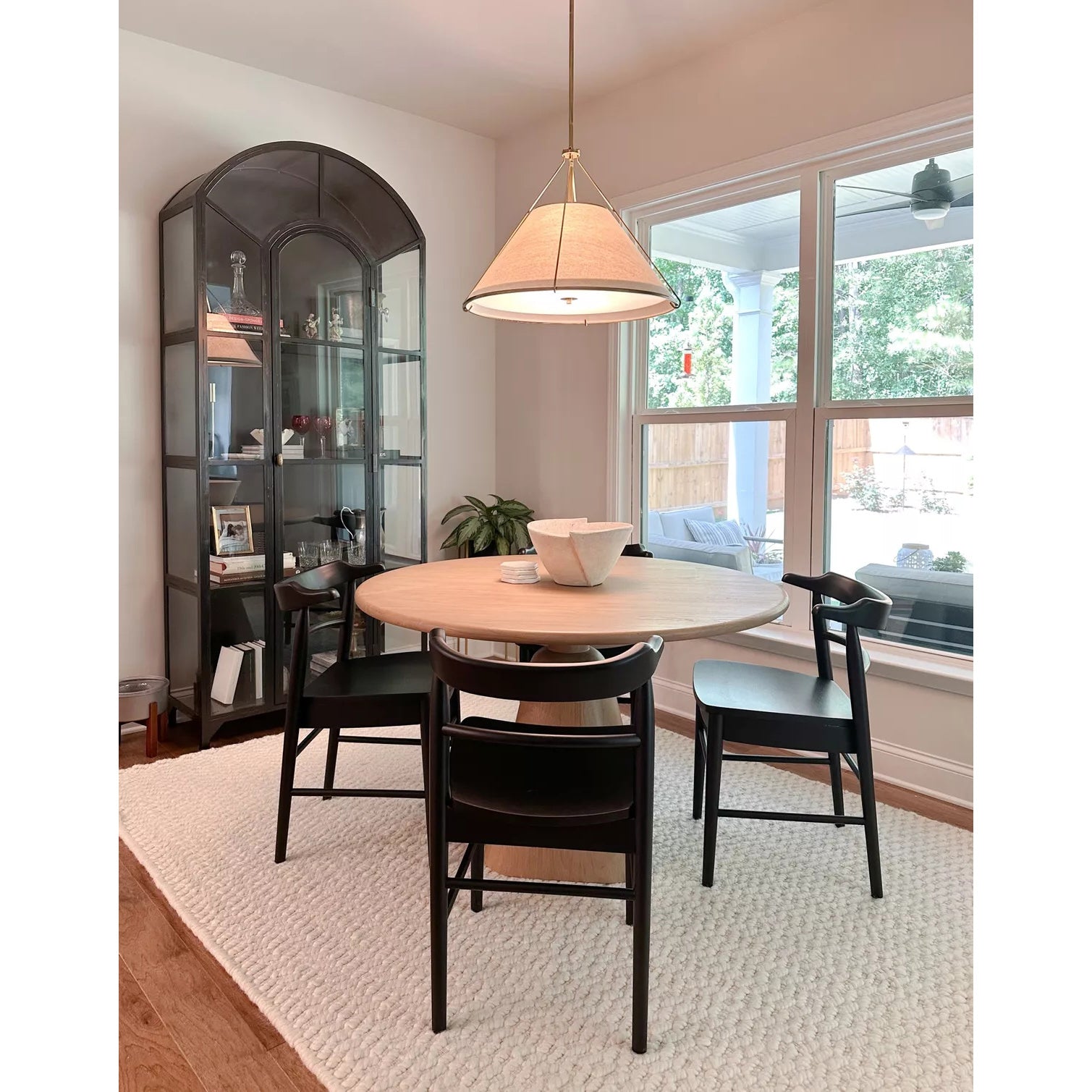 Voloraris Pendant Lamp