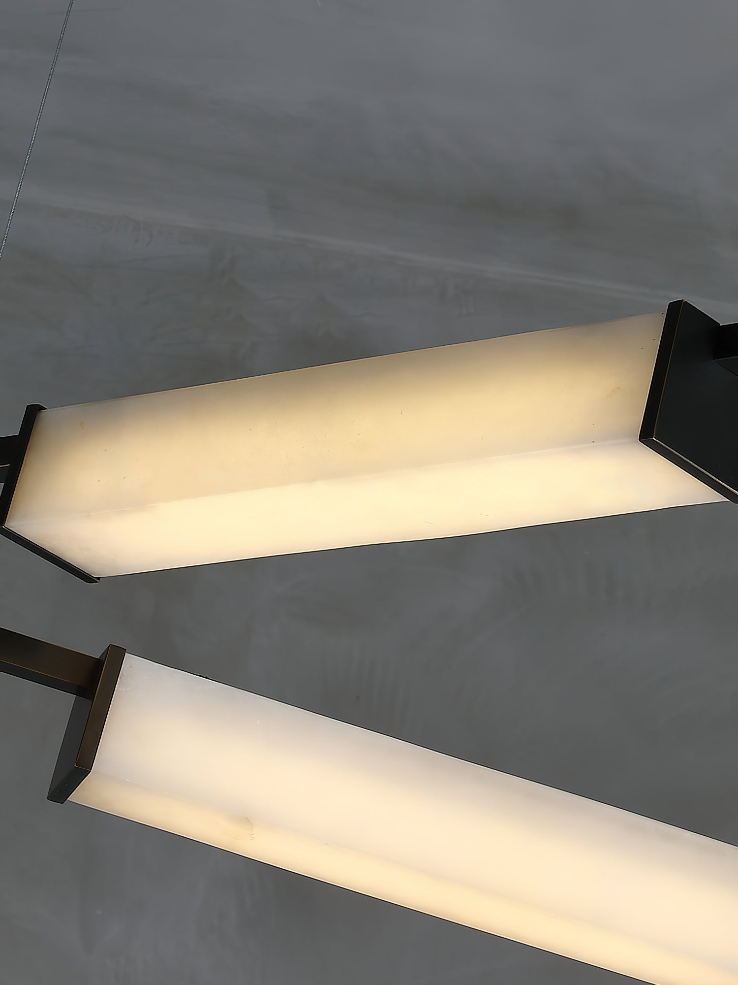 Arsorara Chandelier