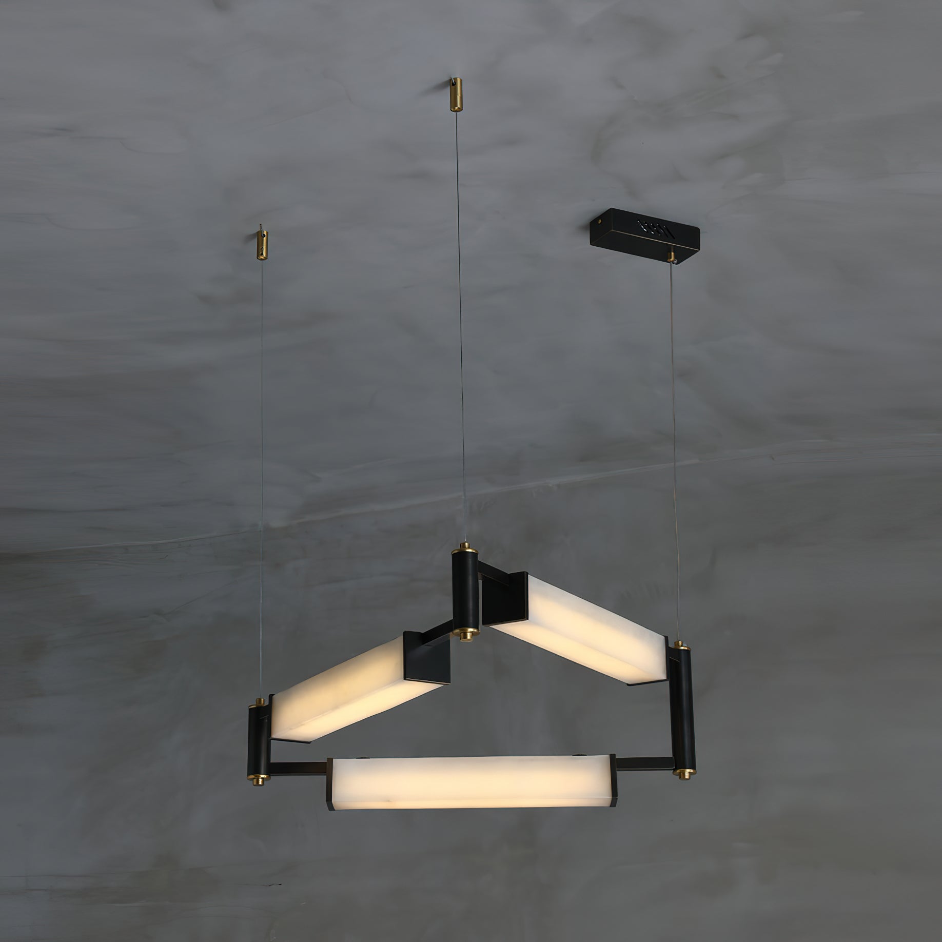 Arsorara Chandelier