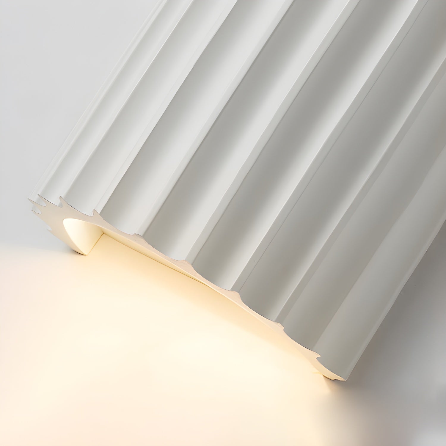 Ivvinen Nordic Art Ribbed Resin Wall Lamp-Neutral Decor