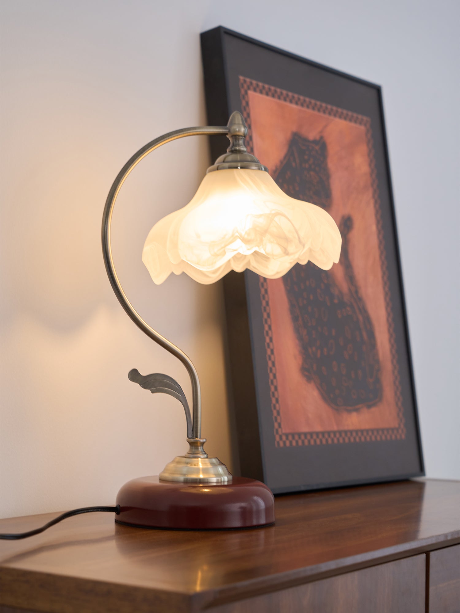 Flora Retro Flower Table Lamp-Neutral Decor