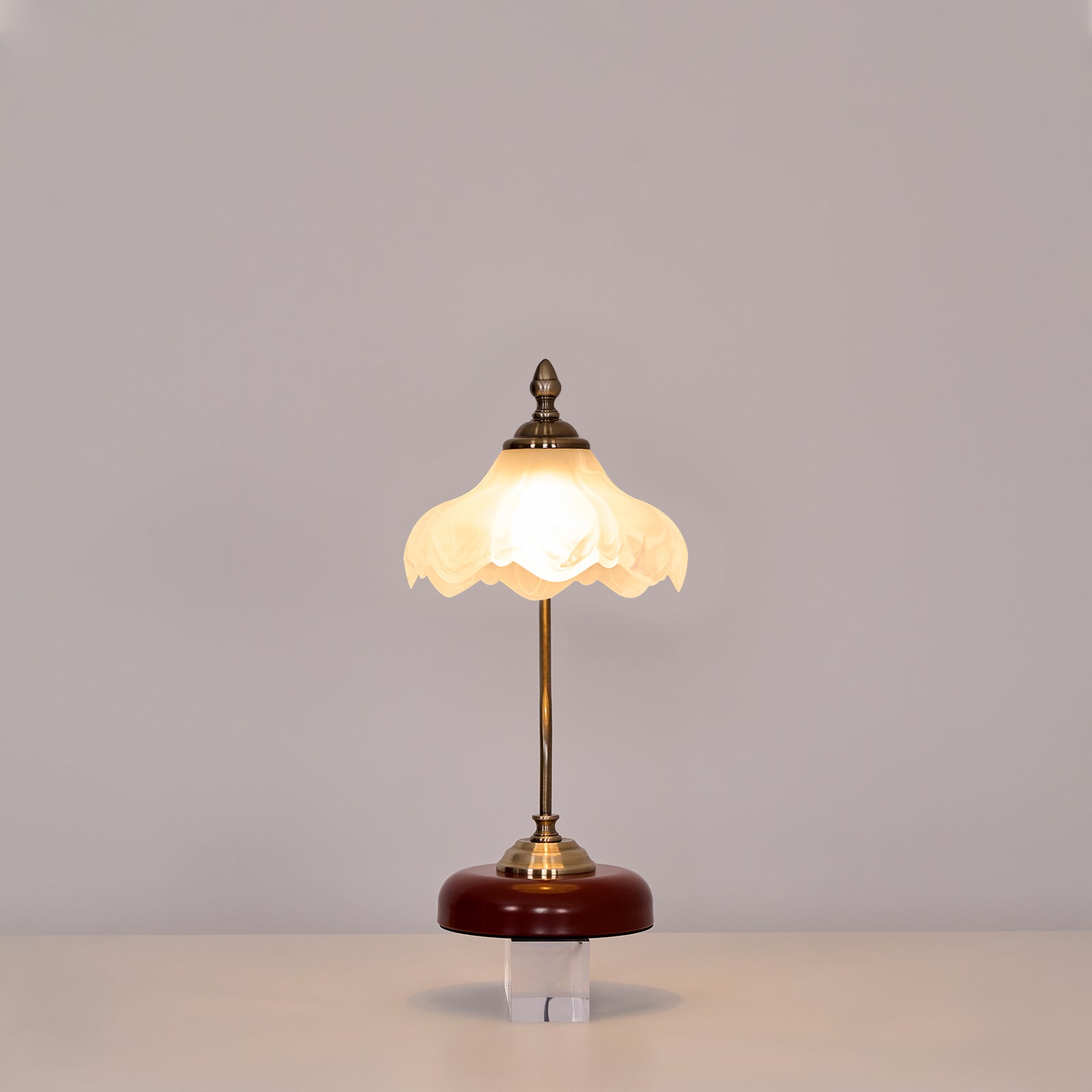 Flora Retro Flower Table Lamp-Neutral Decor