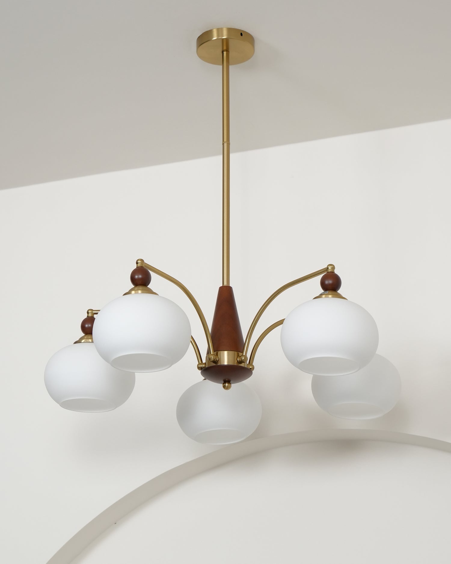 Vevely Pendant Lamp Retro Yellow Glass Brass-Neutral Decor