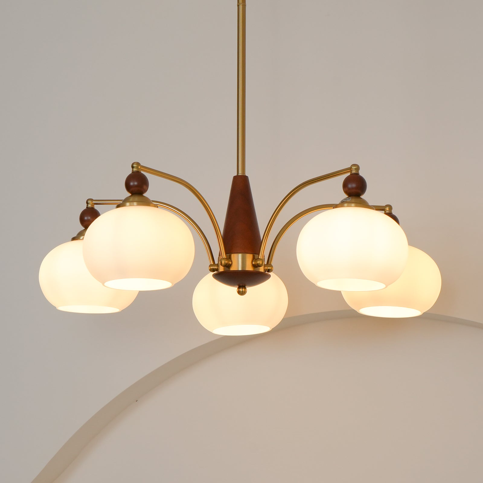 Vevely Pendant Lamp Retro Yellow Glass Brass-Neutral Decor