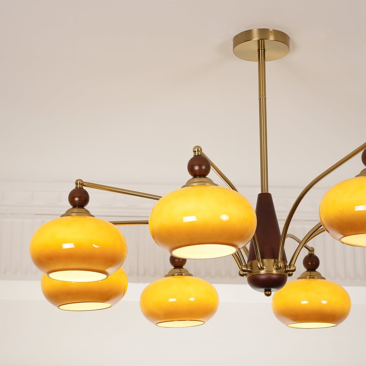Vevely Pendant Lamp Retro Yellow Glass Brass-Neutral Decor