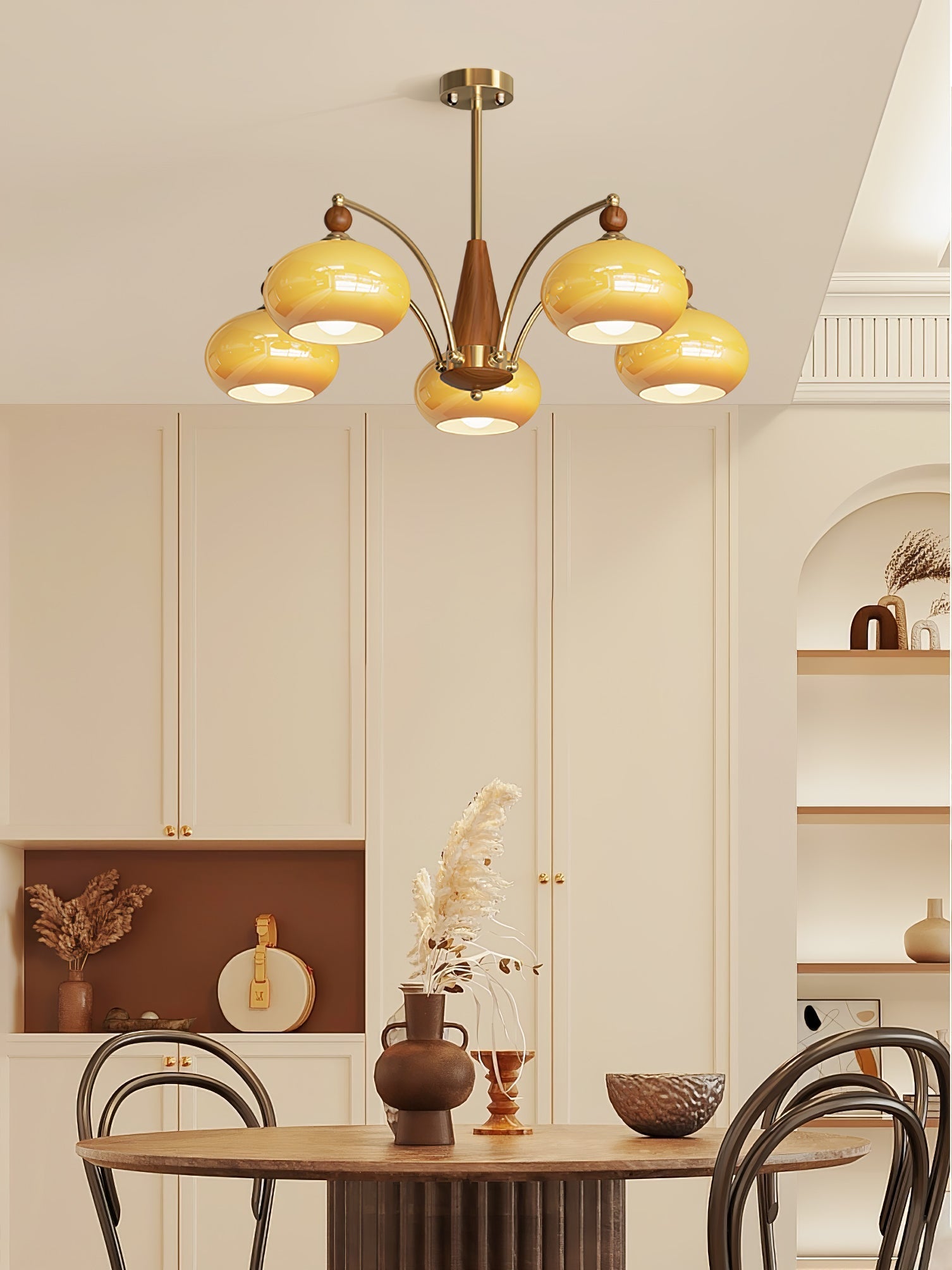 Vevely Pendant Lamp Retro Yellow Glass Brass-Neutral Decor