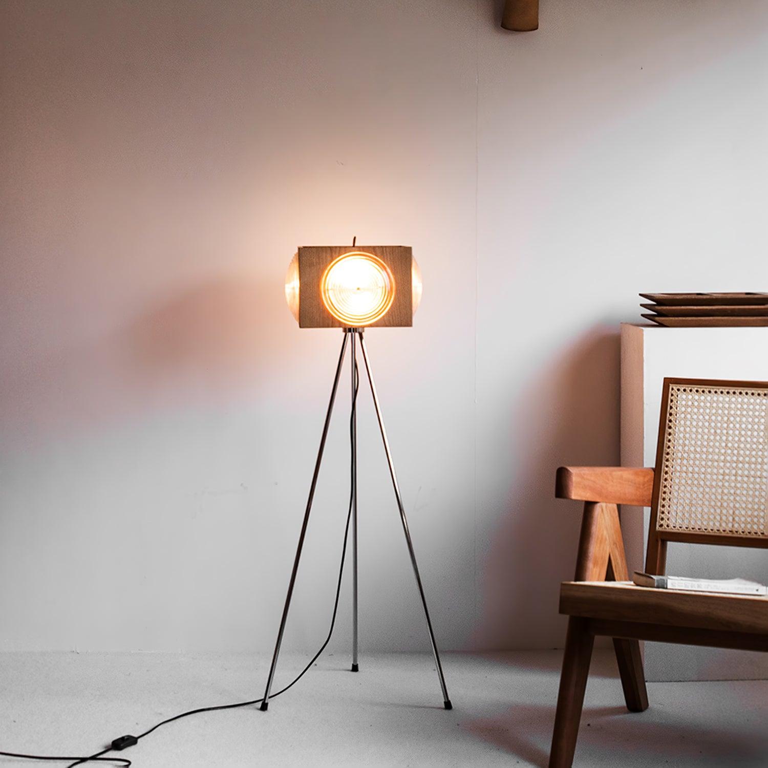 Vesoren Tripod Wood Floor Lamp-Neutral Decor