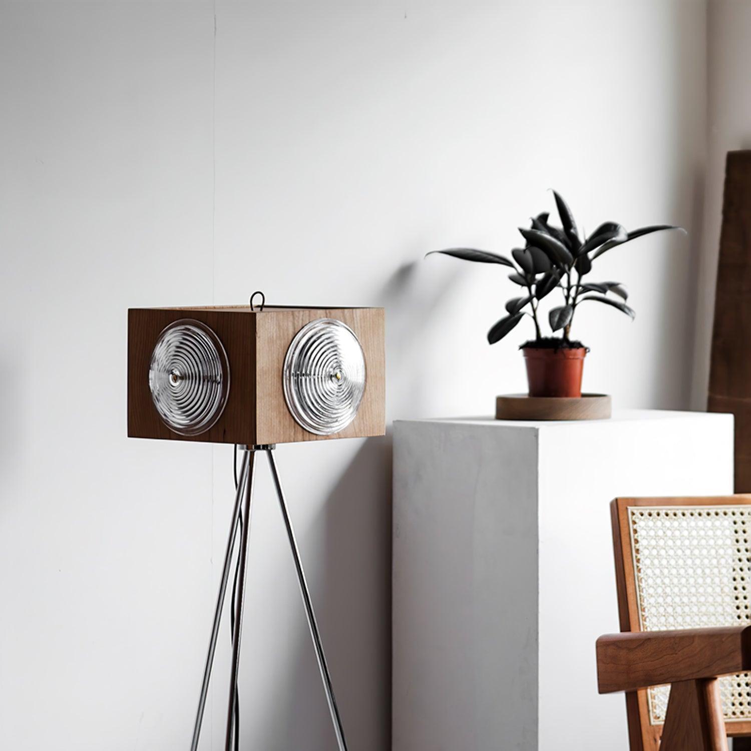 Vesoren Tripod Wood Floor Lamp-Neutral Decor