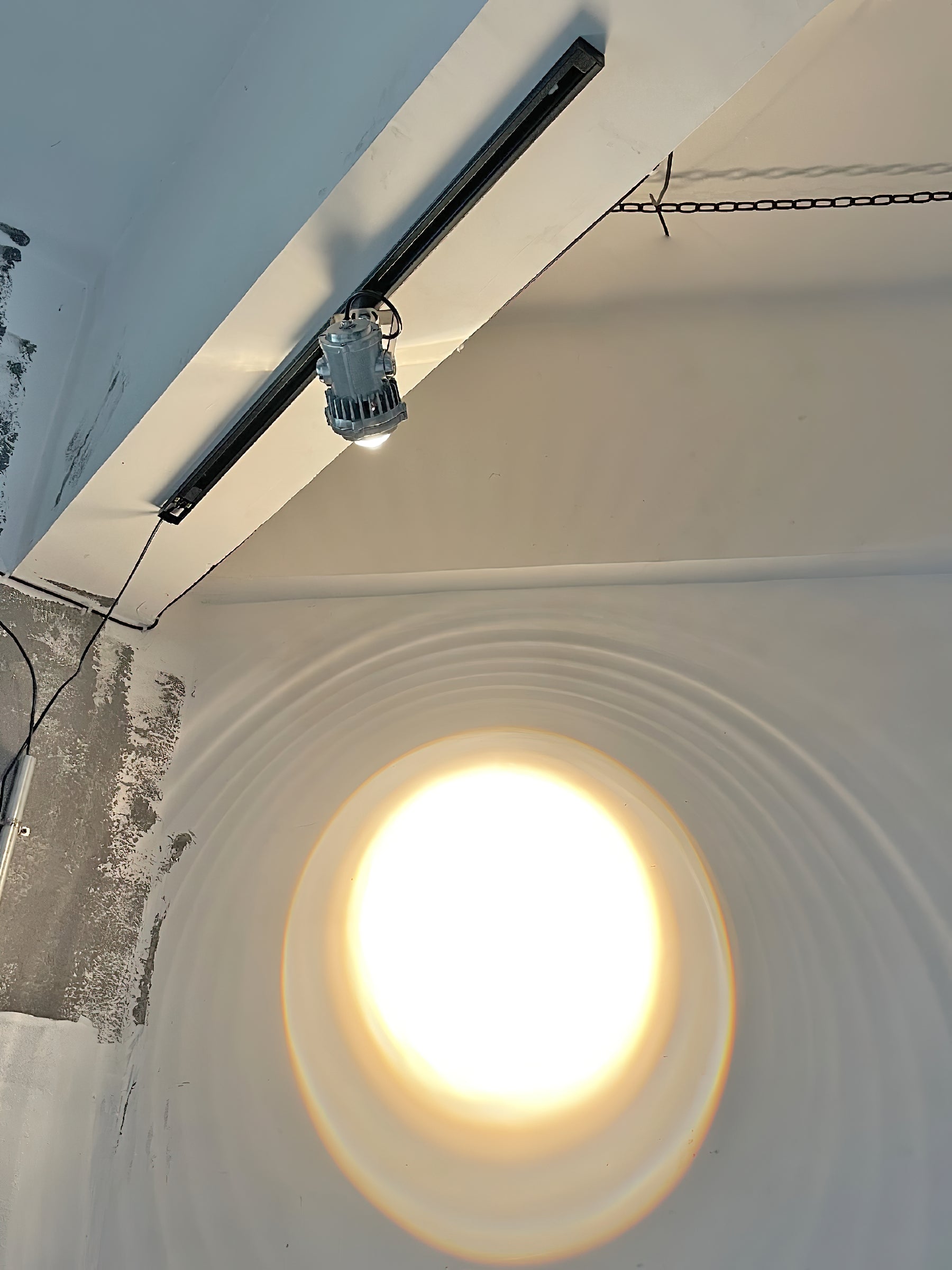 Avvelos Ceiling Lamp