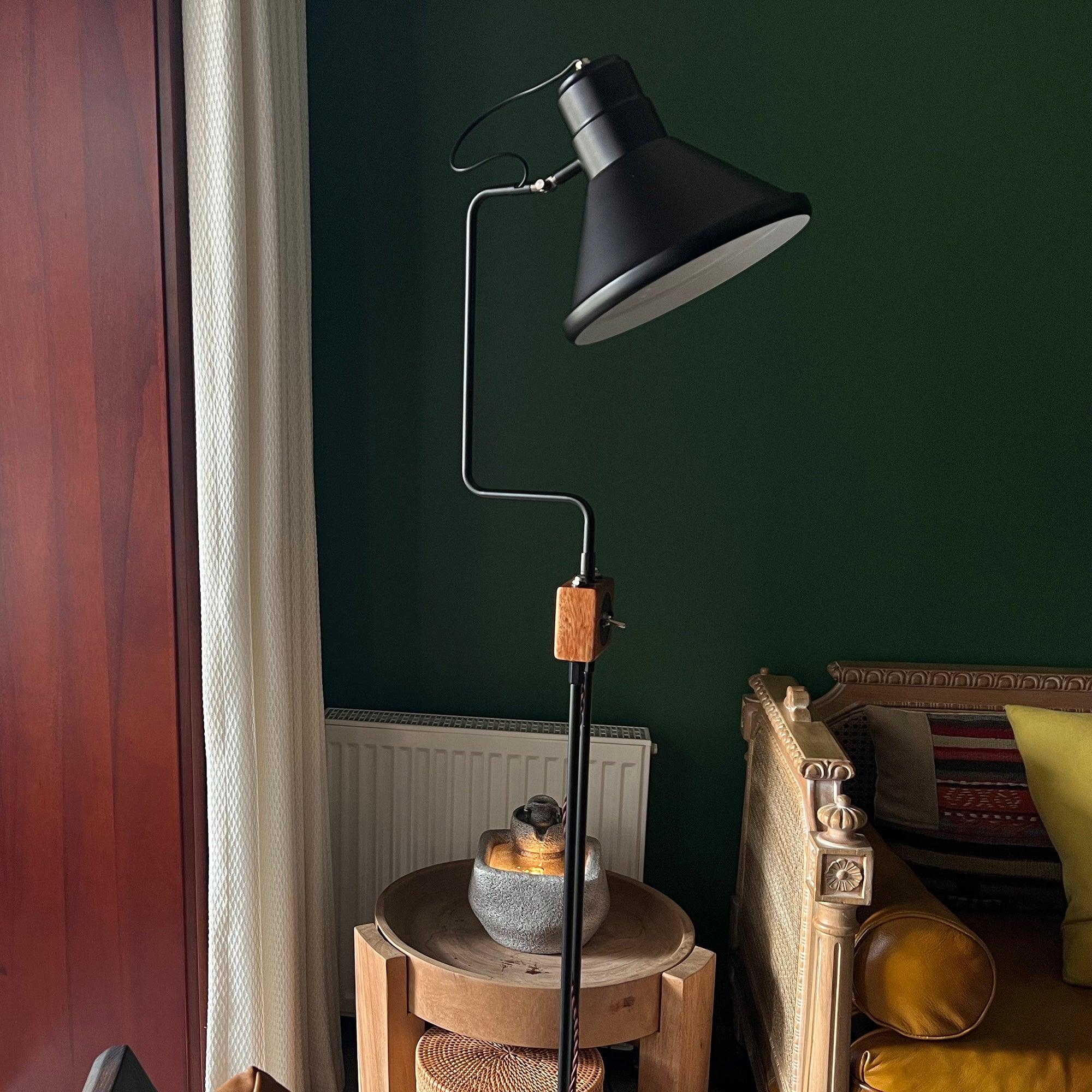 Felix Floor Lamp