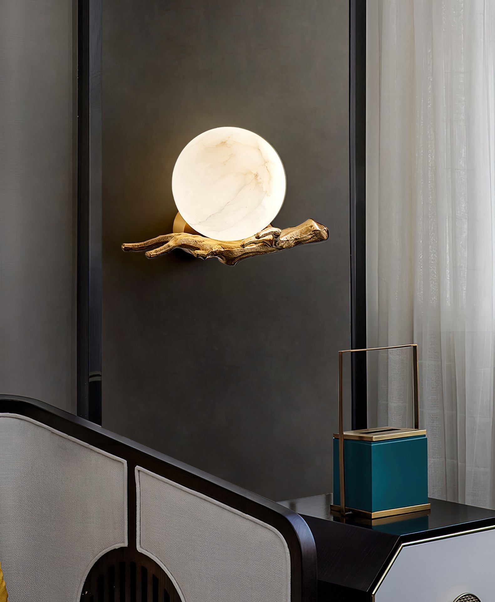 Ormirara Wall Lamp