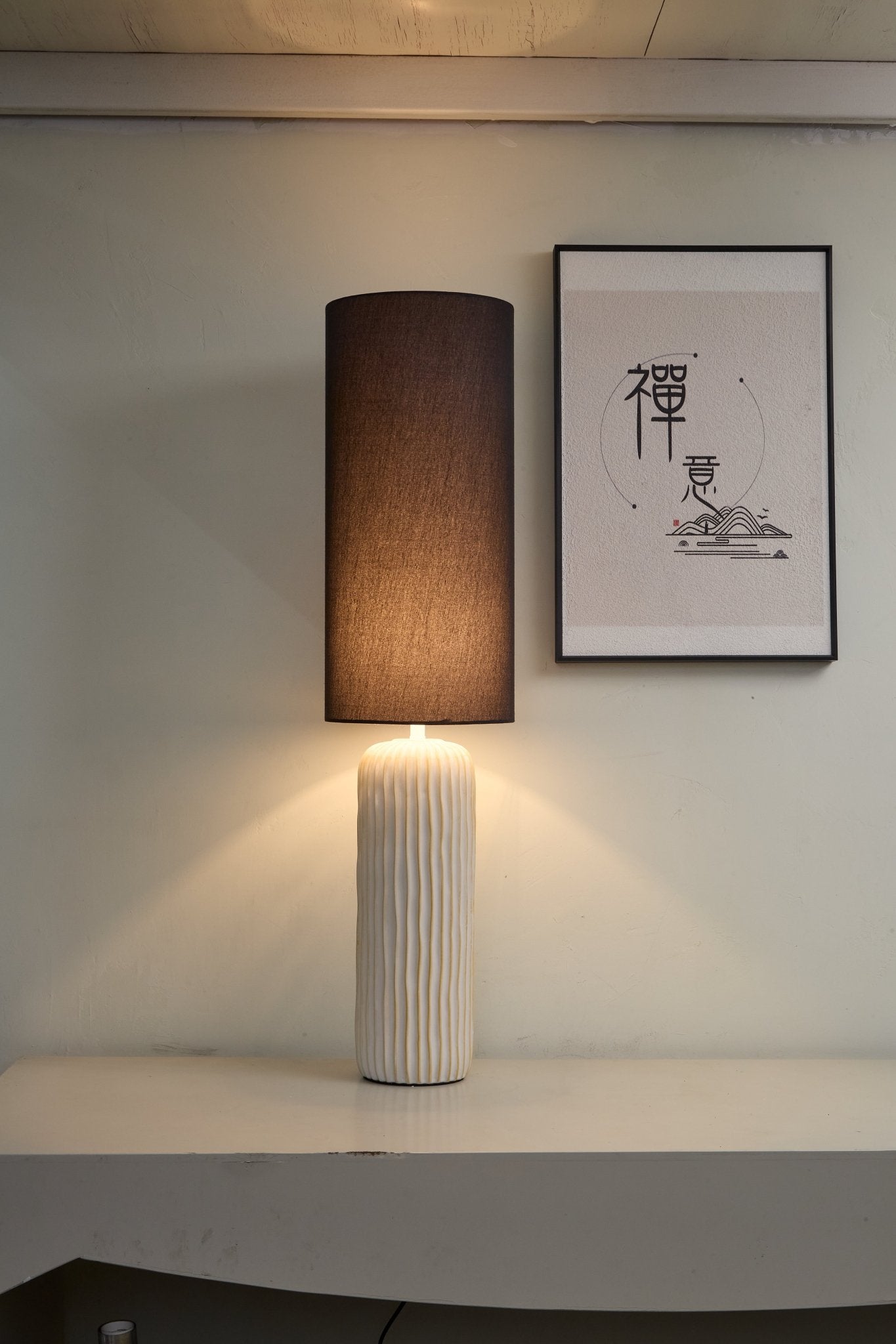 Ribbed Ceramic Column Table Lamp-Neutral Decor