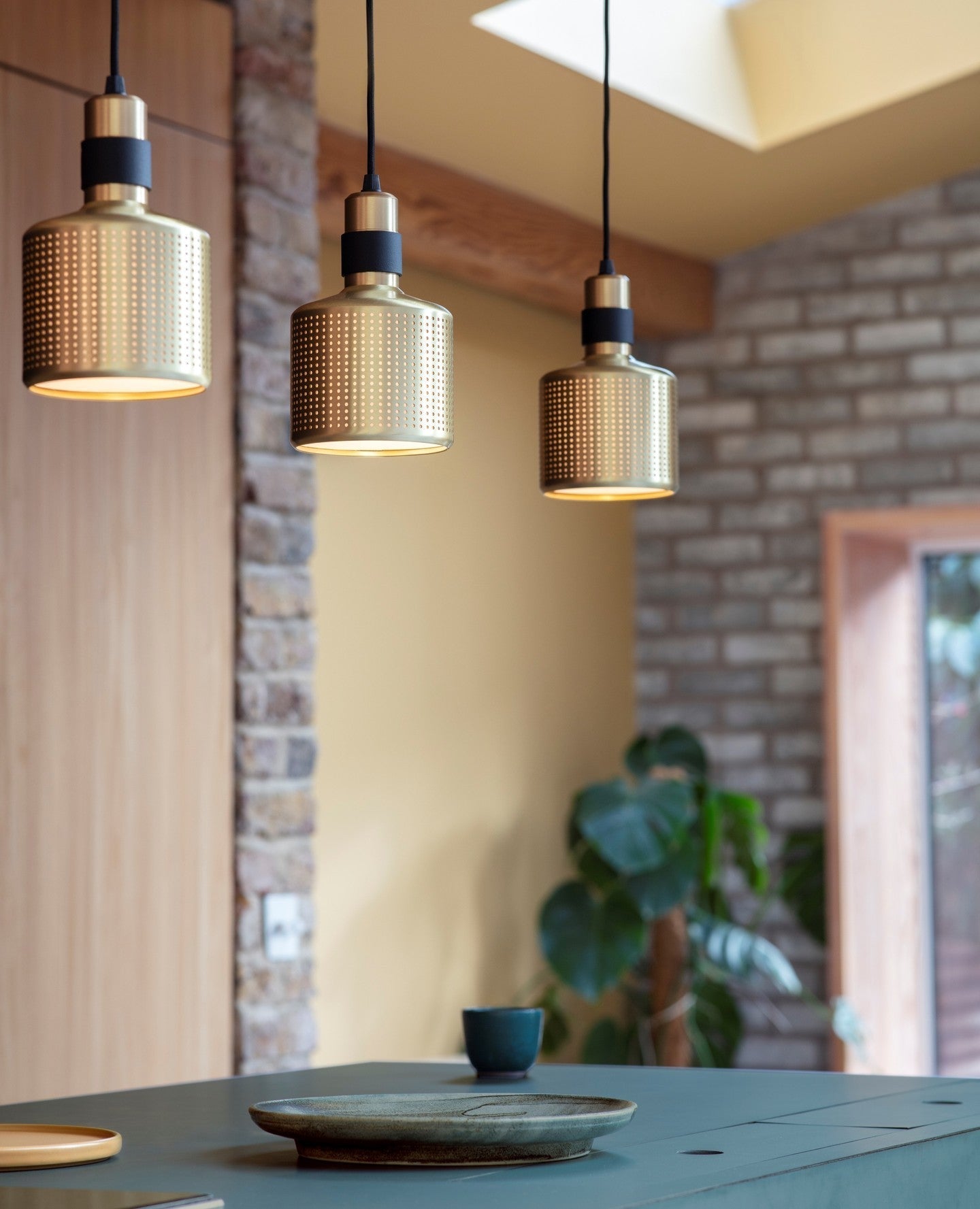 Zeal Industrial Pendant Lamp-Neutral Decor