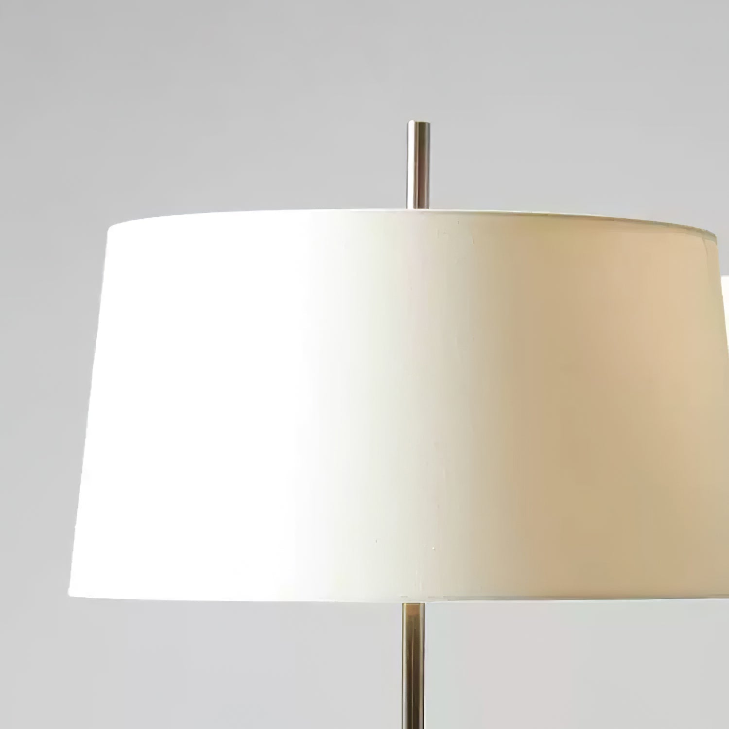 Silasn Minimalist Table Lamp-Neutral Decor