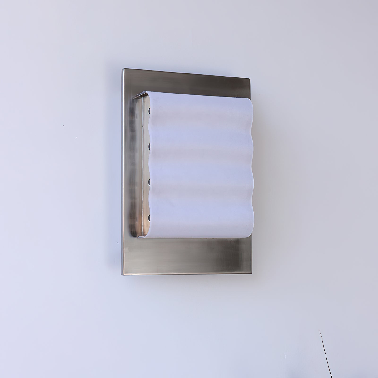 Avelin Wall Lamp