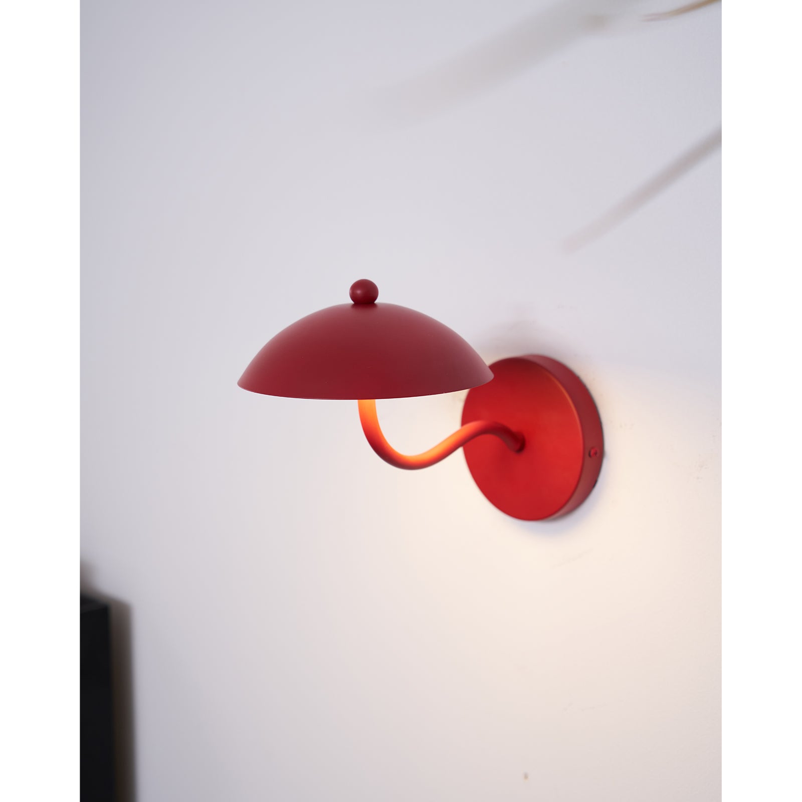 Errina Wall Lamp