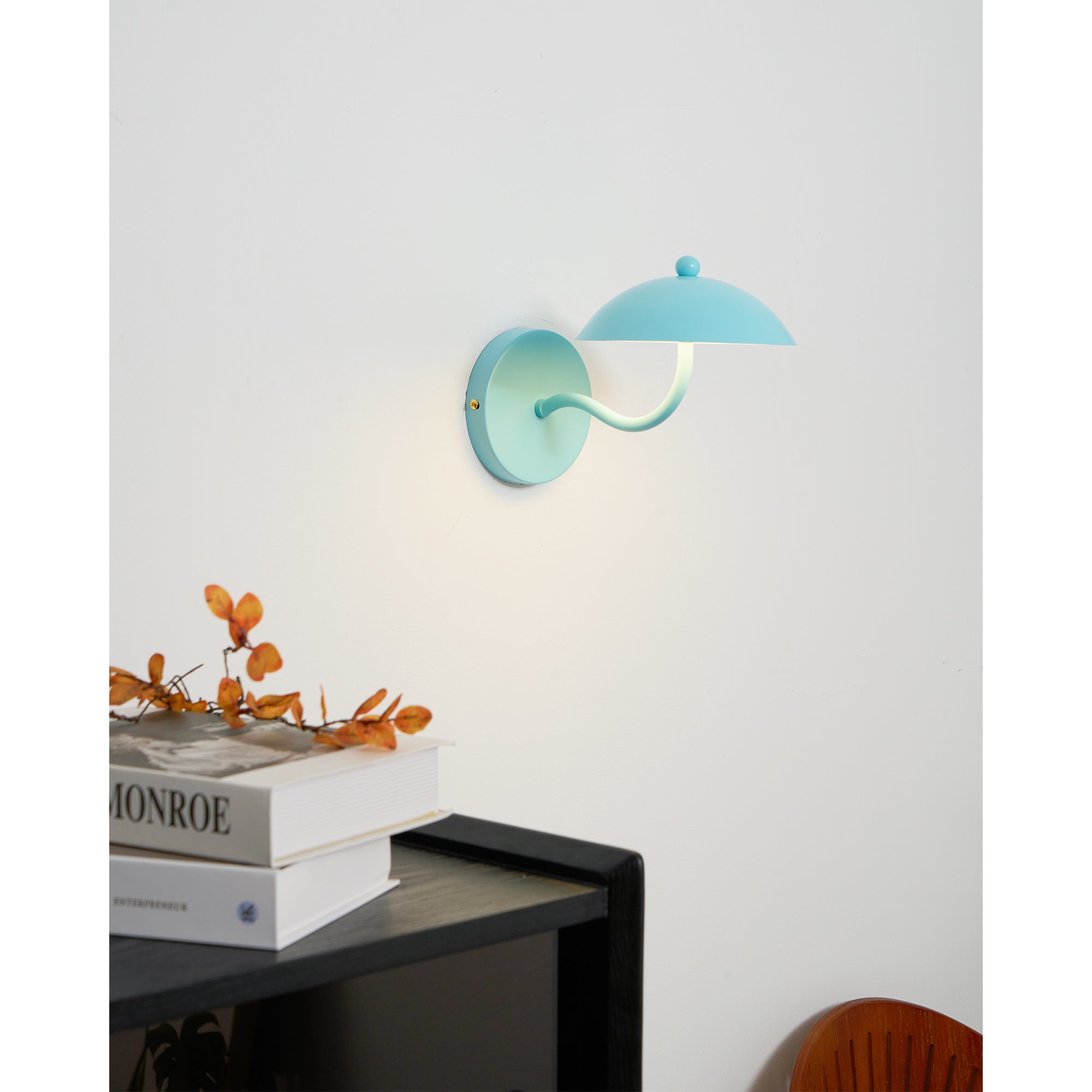 Errina Wall Lamp