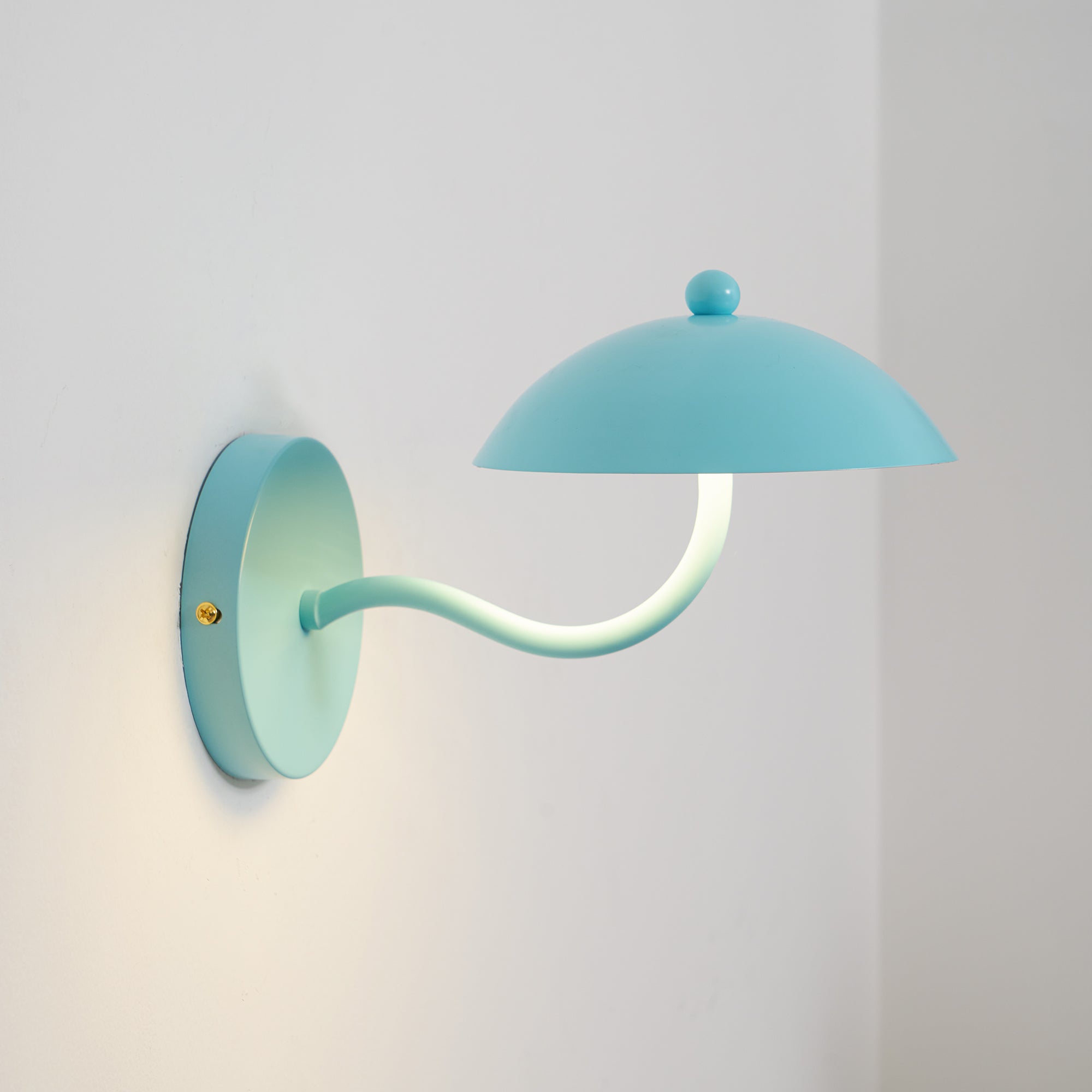 Errina Wall Lamp